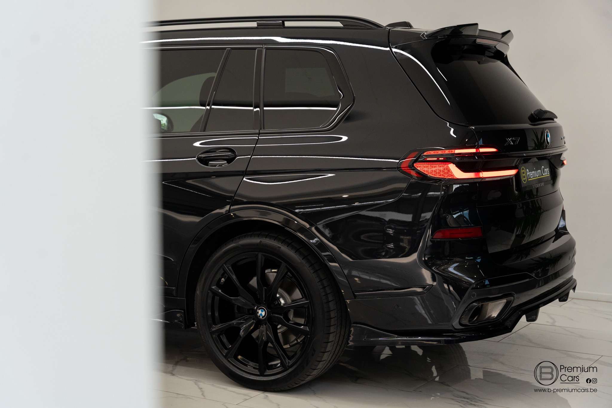 BMW X7 xDrive 40d M-pack pro bodykit! Acc, Hud, Massage!