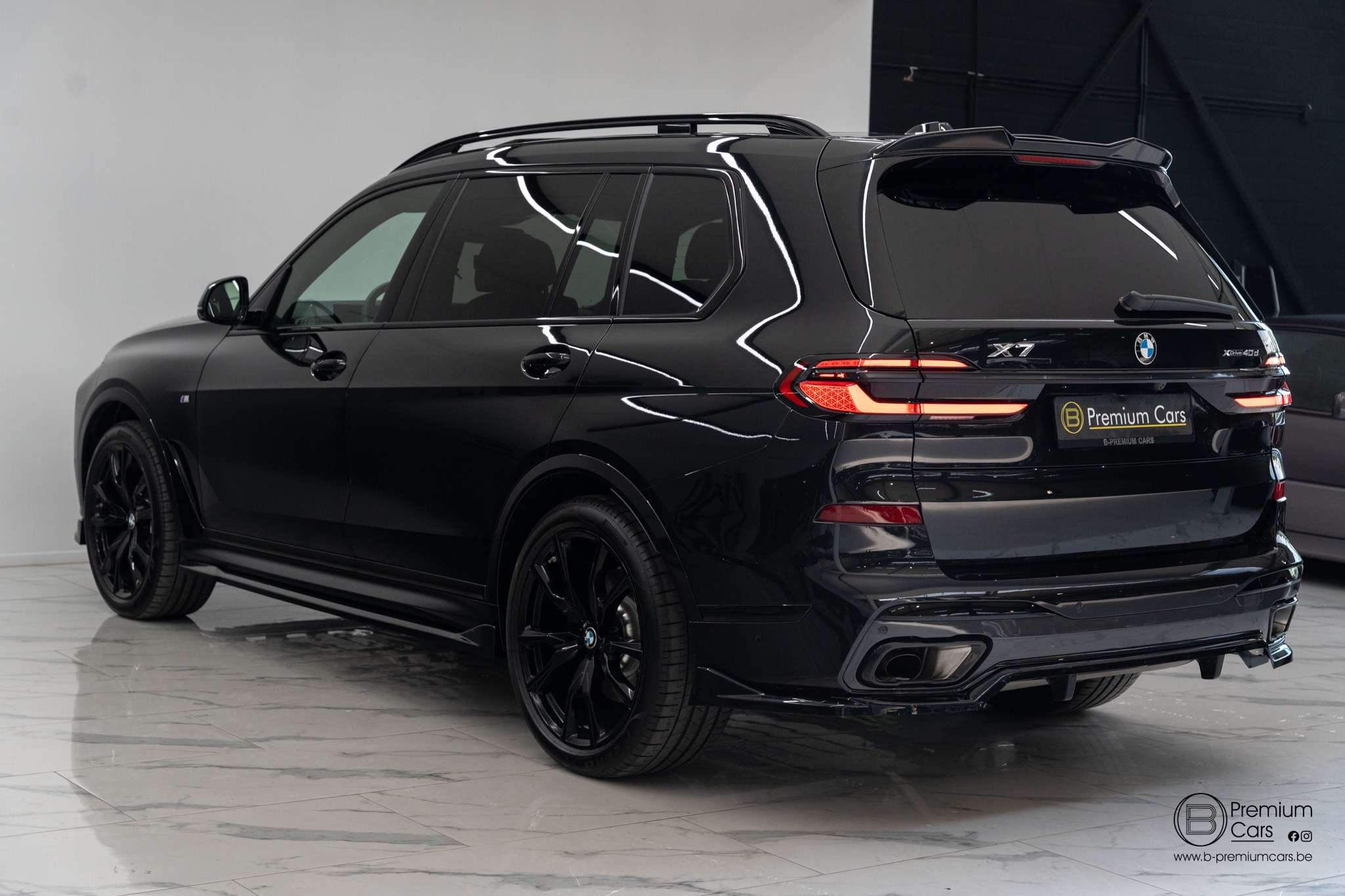 BMW X7 xDrive 40d M-pack pro bodykit! Acc, Hud, Massage!