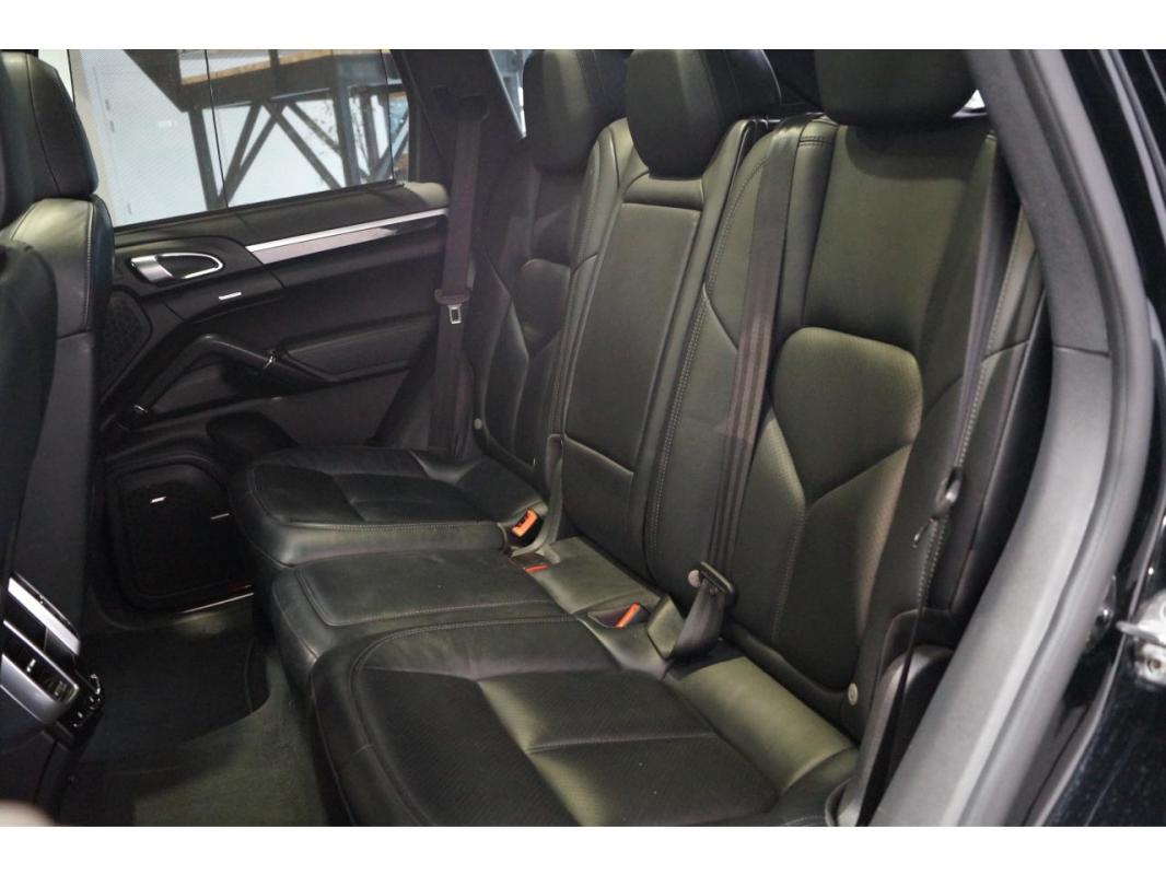 Porsche Cayenne 3.0i V6 - 333 BVA Tiptronic S E-Hybrid PHASE 2