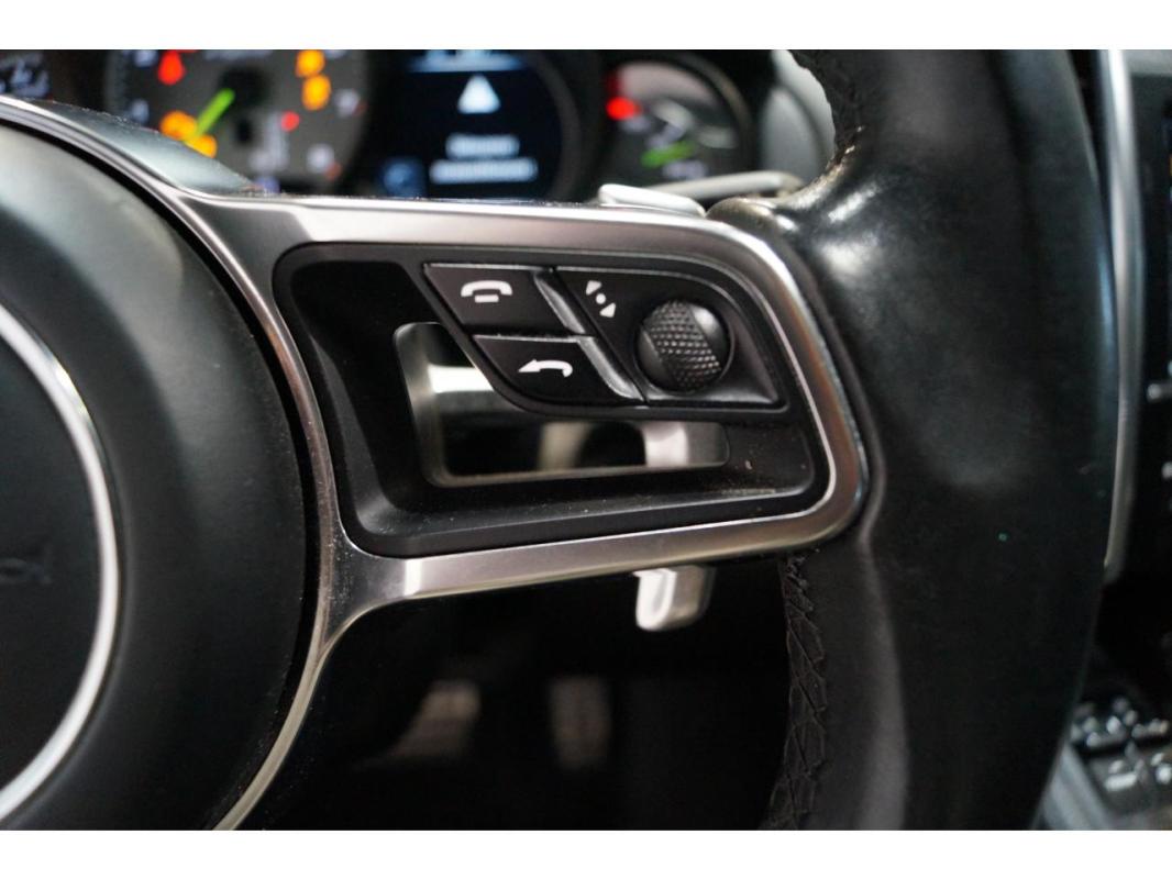 Porsche Cayenne 3.0i V6 - 333 BVA Tiptronic S E-Hybrid PHASE 2