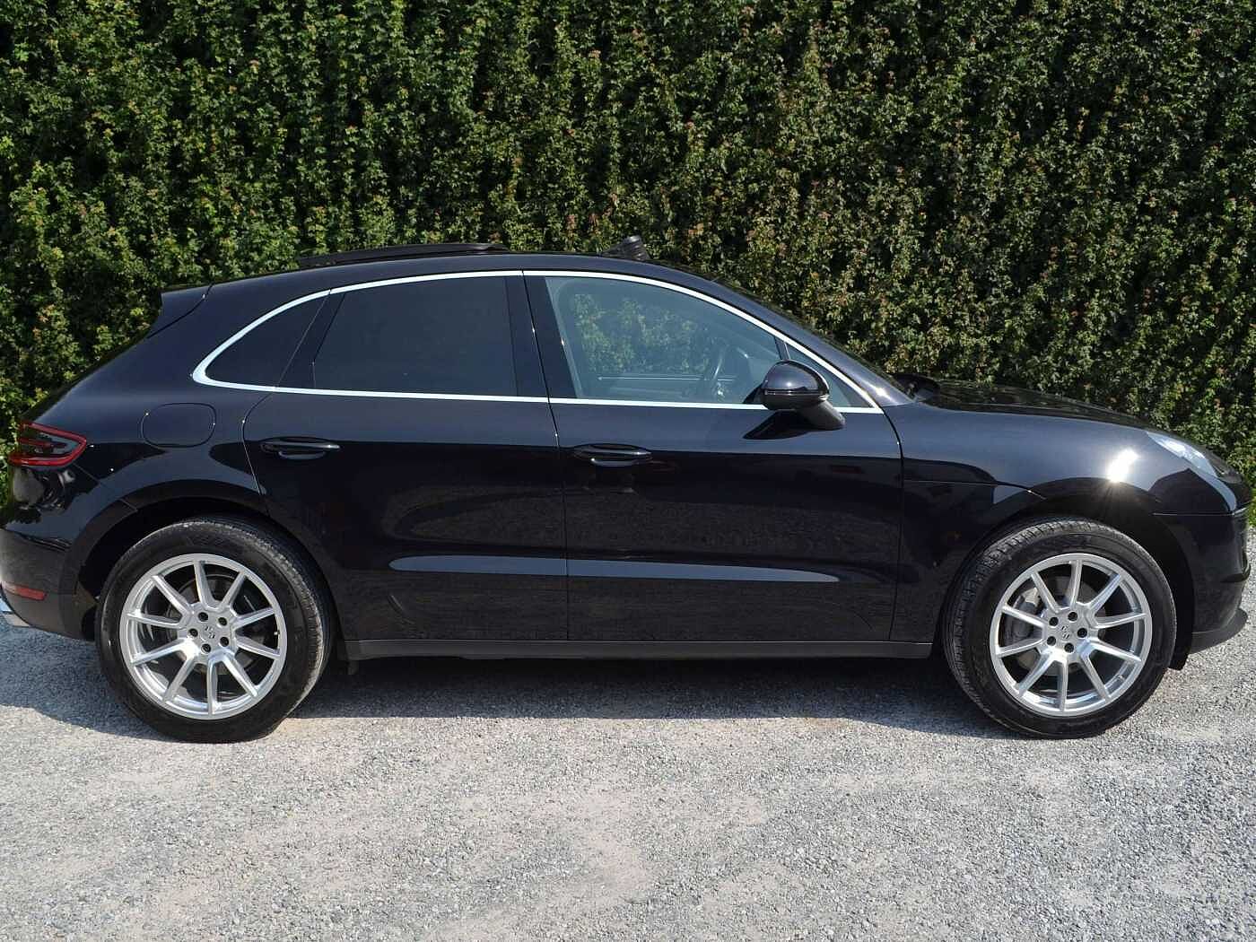 Porsche Macan Macan 2.0T PDK * PANO * SPORTUITLAAT * TREKHAAK