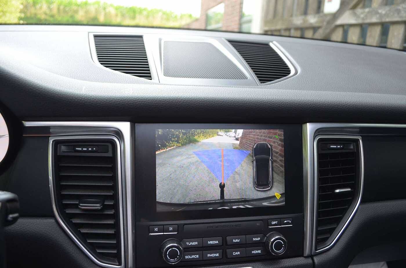 Porsche Macan Macan 2.0T PDK * PANO * SPORTUITLAAT * TREKHAAK