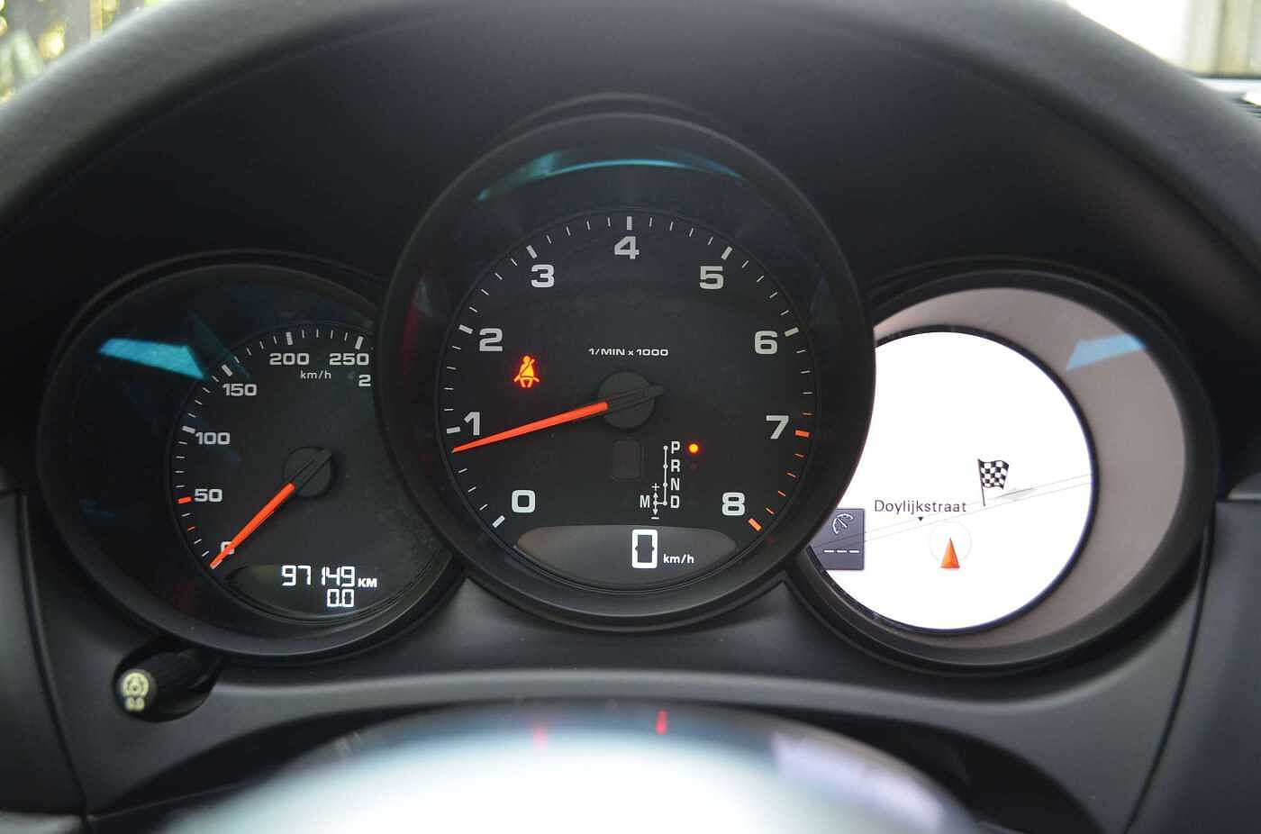 Porsche Macan Macan 2.0T PDK * PANO * SPORTUITLAAT * TREKHAAK