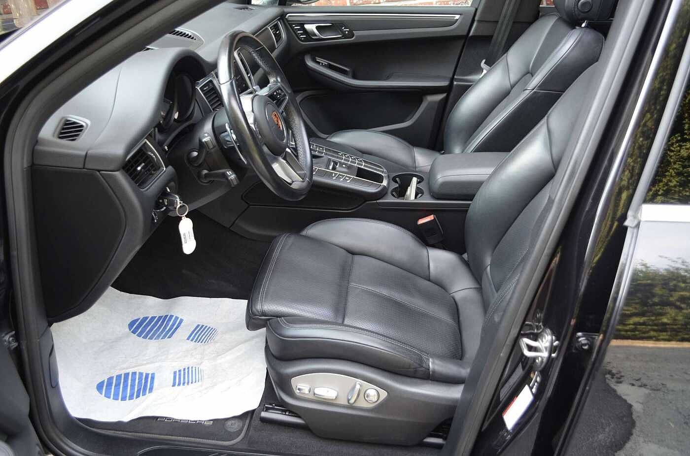 Porsche Macan Macan 2.0T PDK * PANO * SPORTUITLAAT * TREKHAAK