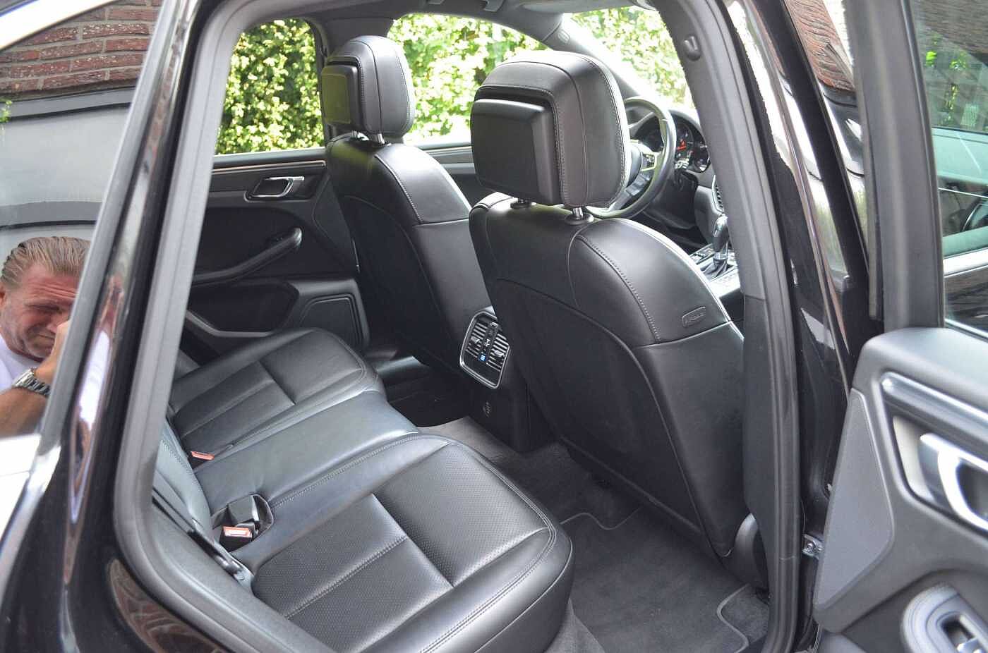 Porsche Macan Macan 2.0T PDK * PANO * SPORTUITLAAT * TREKHAAK