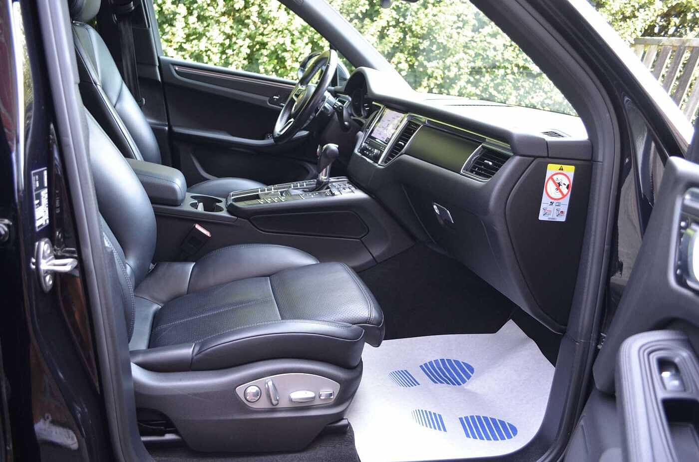Porsche Macan Macan 2.0T PDK * PANO * SPORTUITLAAT * TREKHAAK