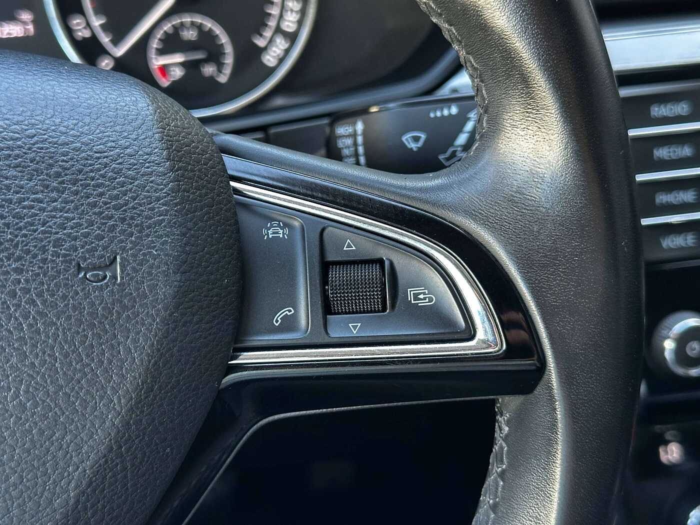 SKODA Superb SW 1.6 CR TDi GreenLine Style //NEWS MODEL//CUIR/XENON/LED/CARPLAY/SENSOR