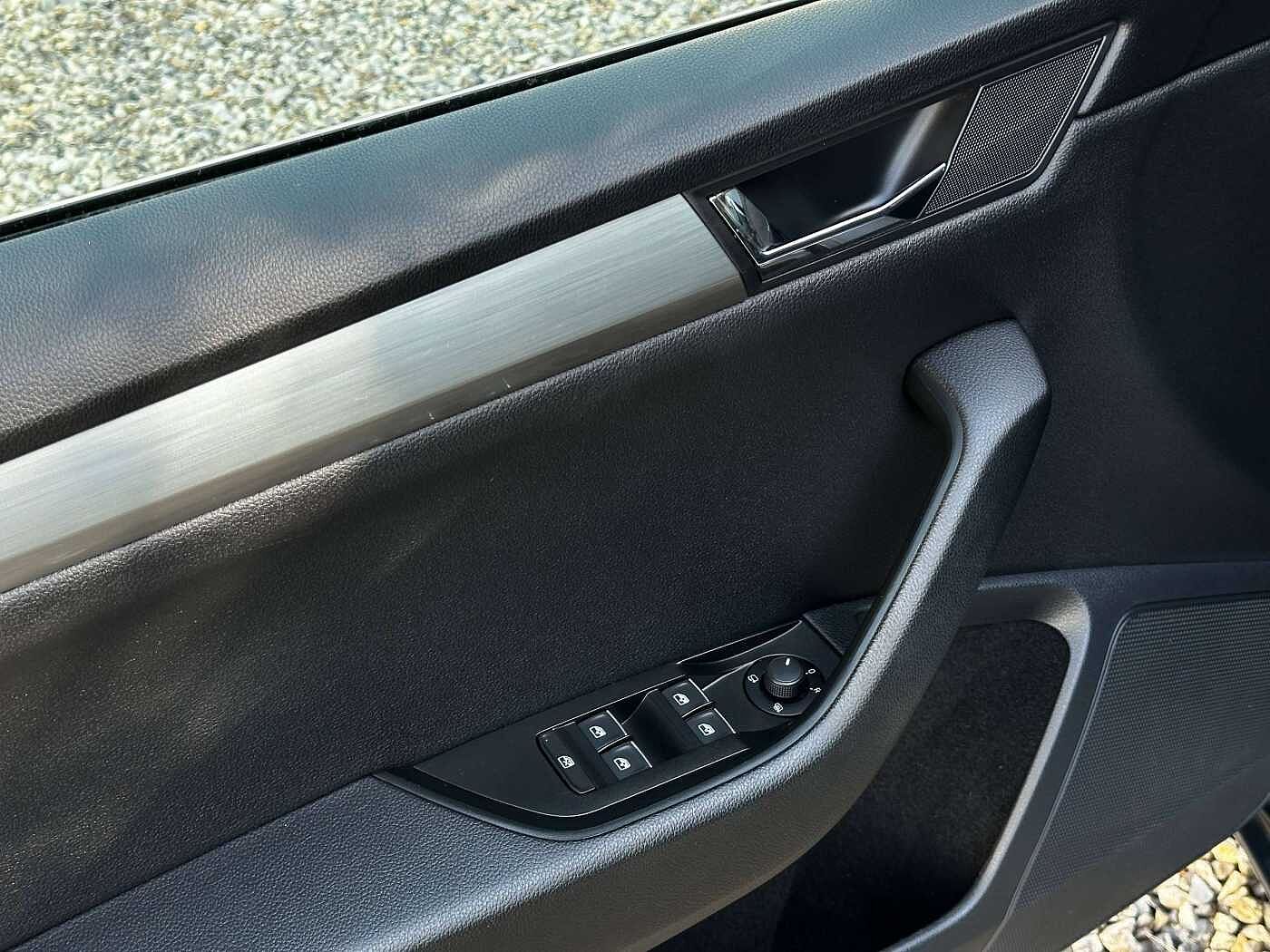 SKODA Superb SW 1.6 CR TDi GreenLine Style //NEWS MODEL//CUIR/XENON/LED/CARPLAY/SENSOR