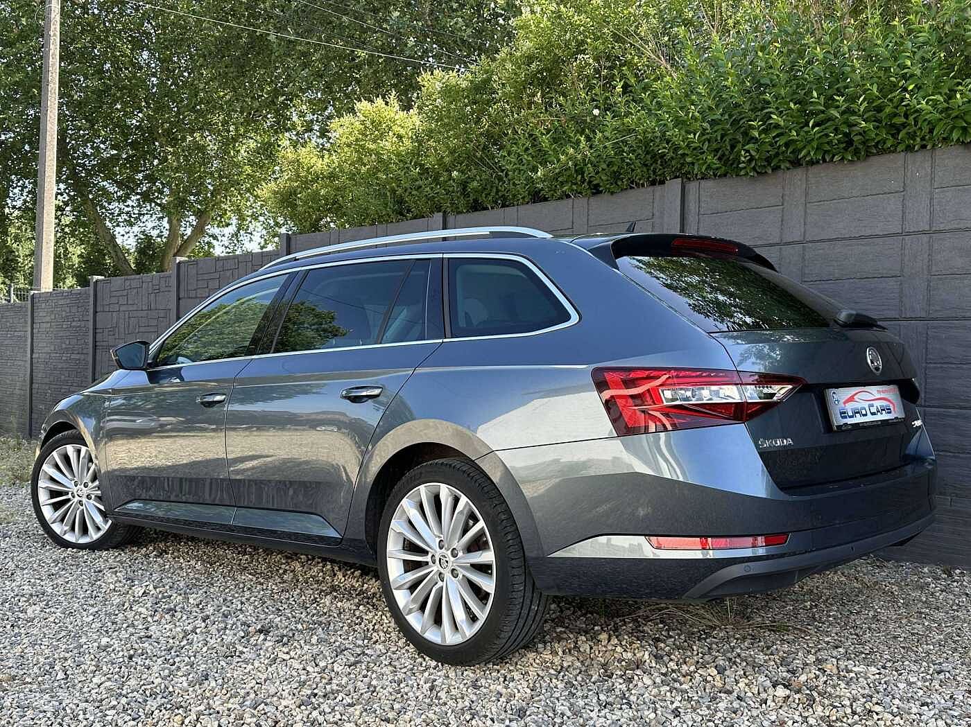 SKODA Superb SW 1.6 CR TDi GreenLine Style //NEWS MODEL//CUIR/XENON/LED/CARPLAY/SENSOR