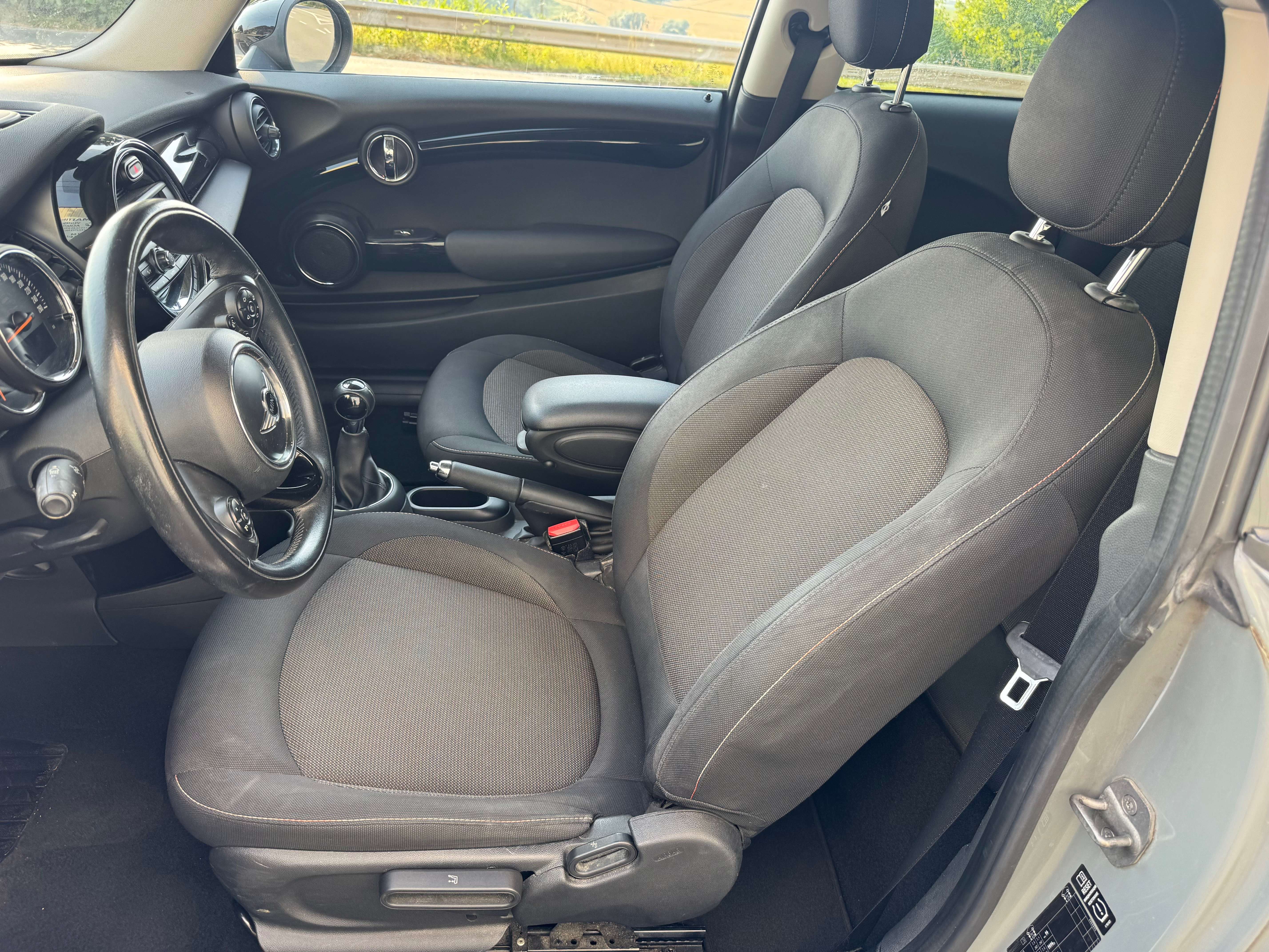 MINI Cooper Mini 1.5 Cooper garantie 1 an