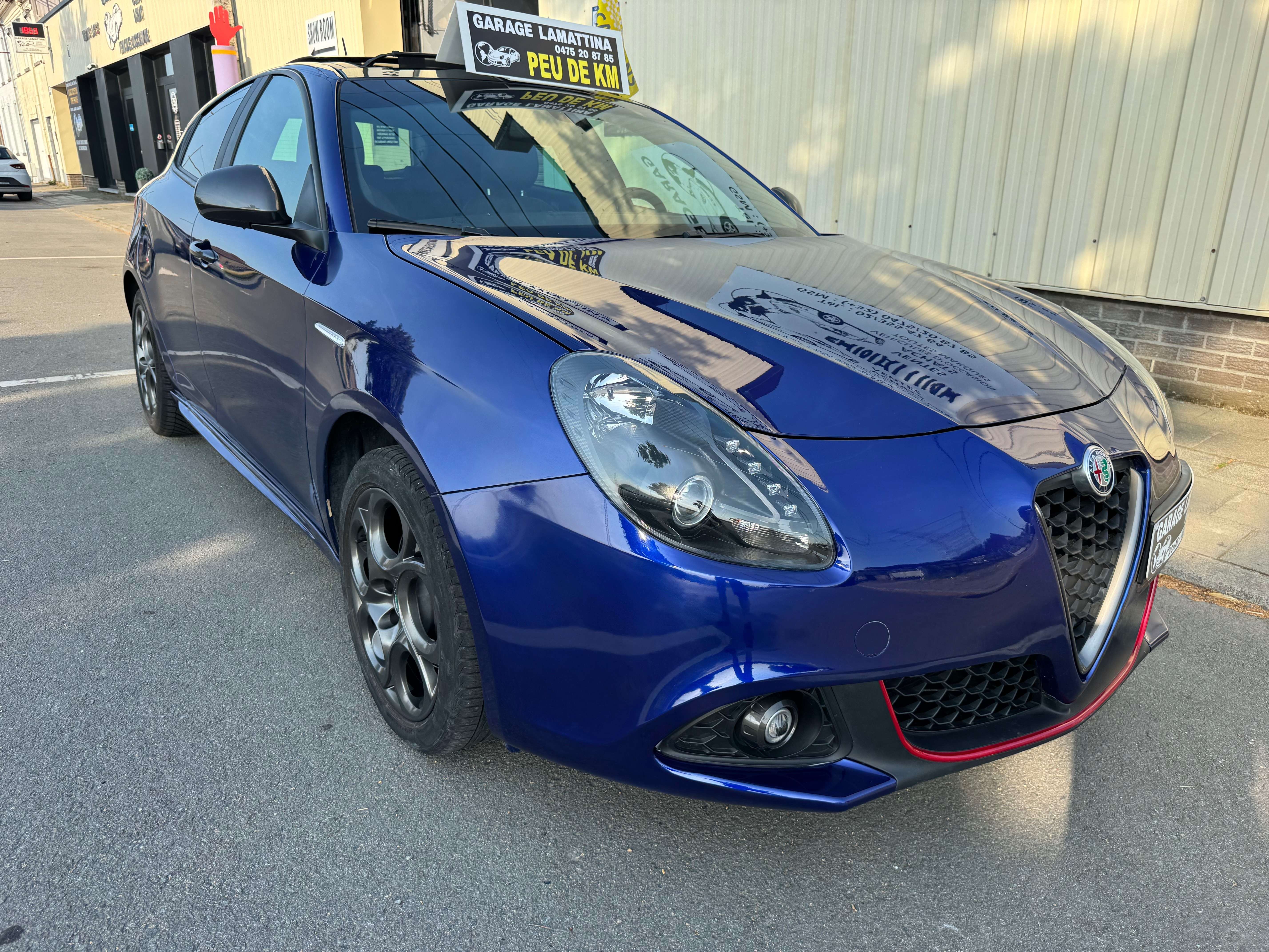 Alfa Romeo Giulietta Toit ouvrant sport full Options garantie 1 an