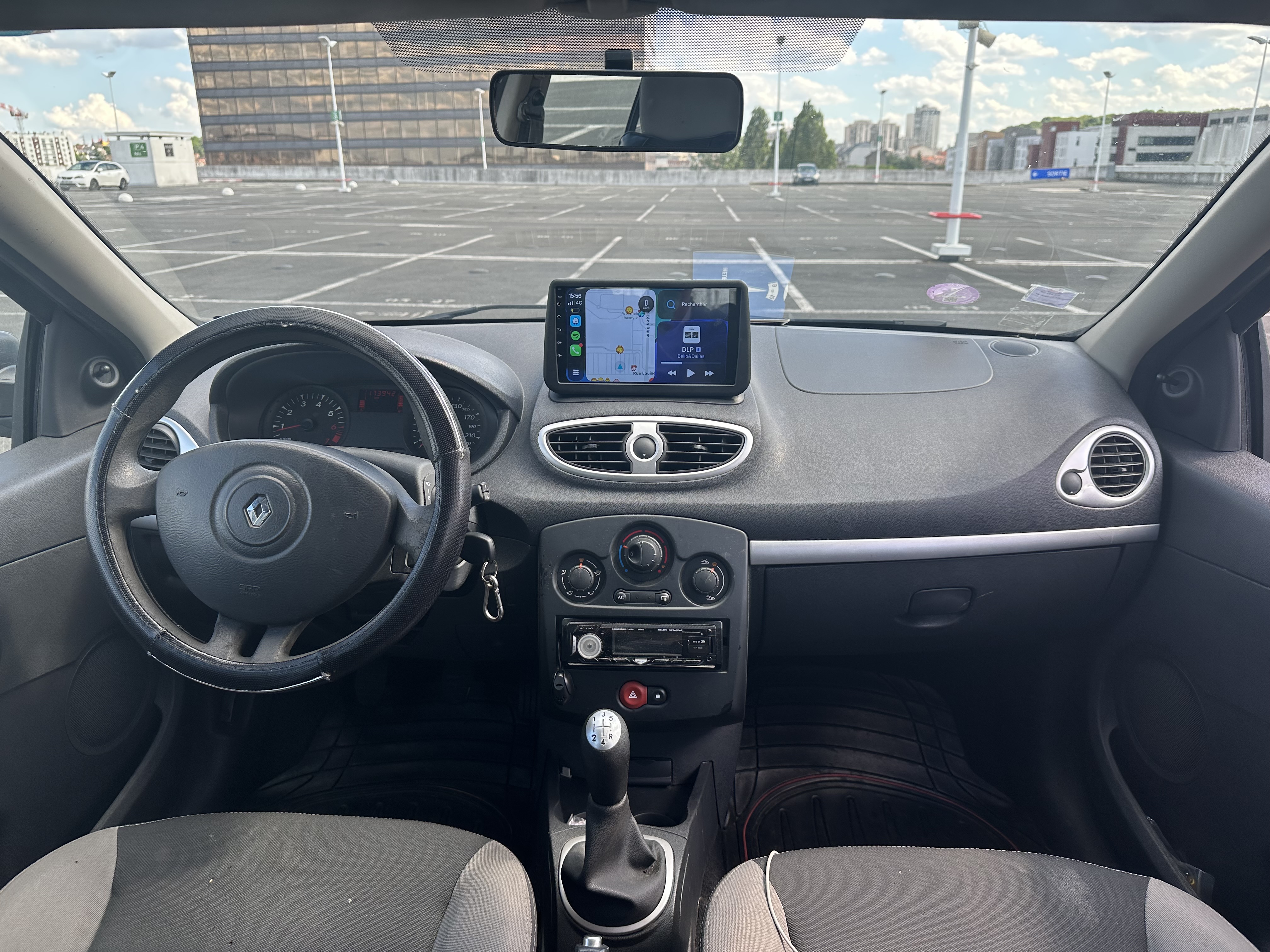 Renault Clio III (2) 1.2 16V 75 AUTHENTIQUE 5P