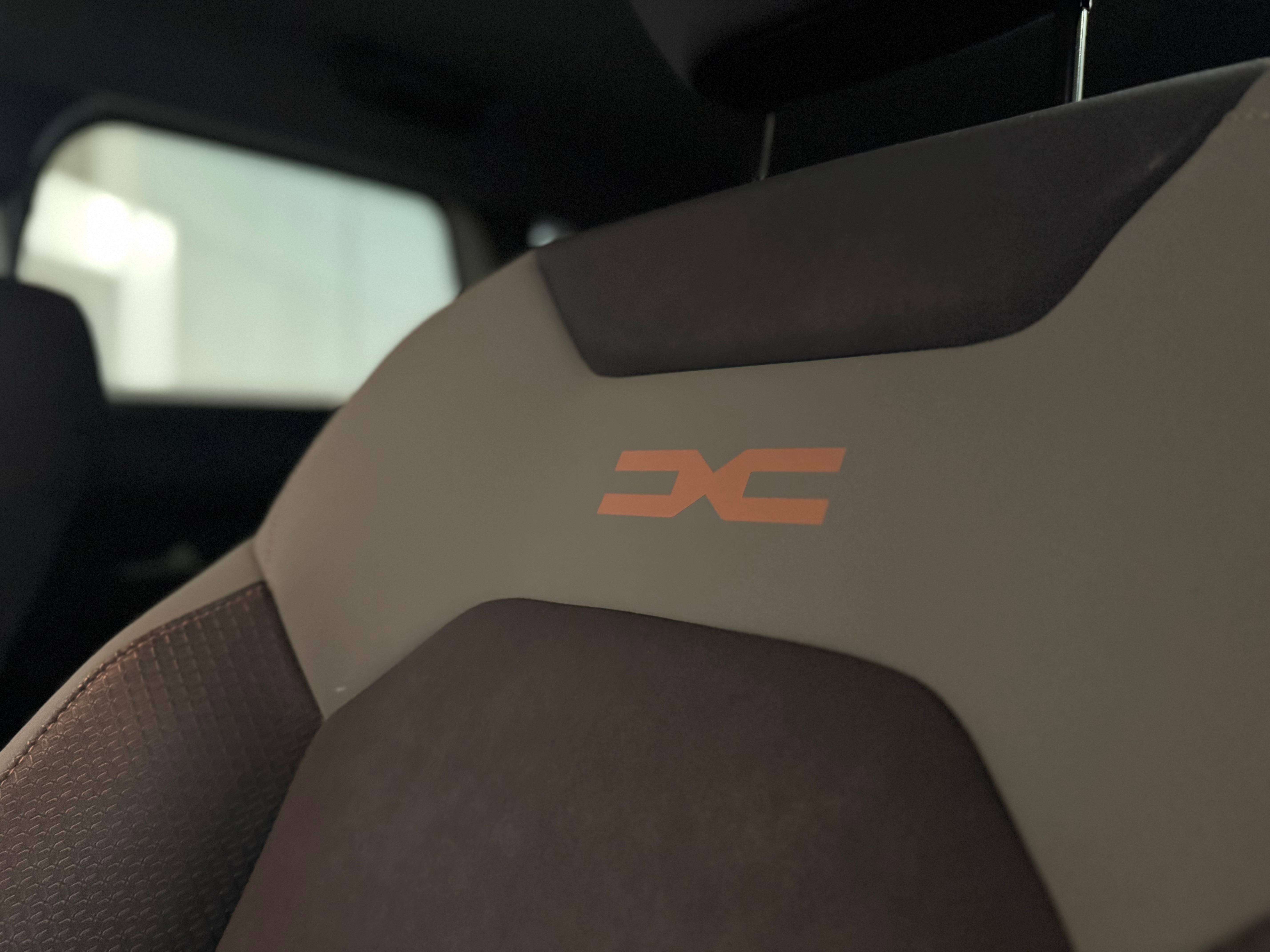 Dacia Duster 1.6 TCe Hybrid Extreme, 360° Camera, Capteurs AV/AR, GPS, Car-Play