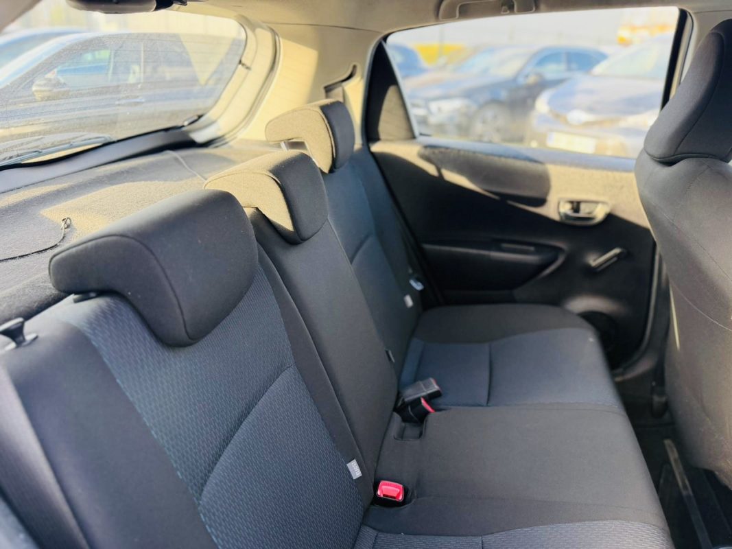 Toyota Yaris III 1.5 HYBRID 100H DYNAMIC