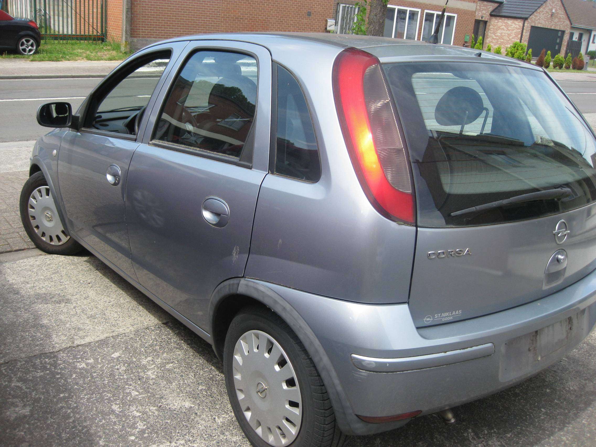Opel Corsa 1.0i essence 52.000km Ct ok Garantie 1 an