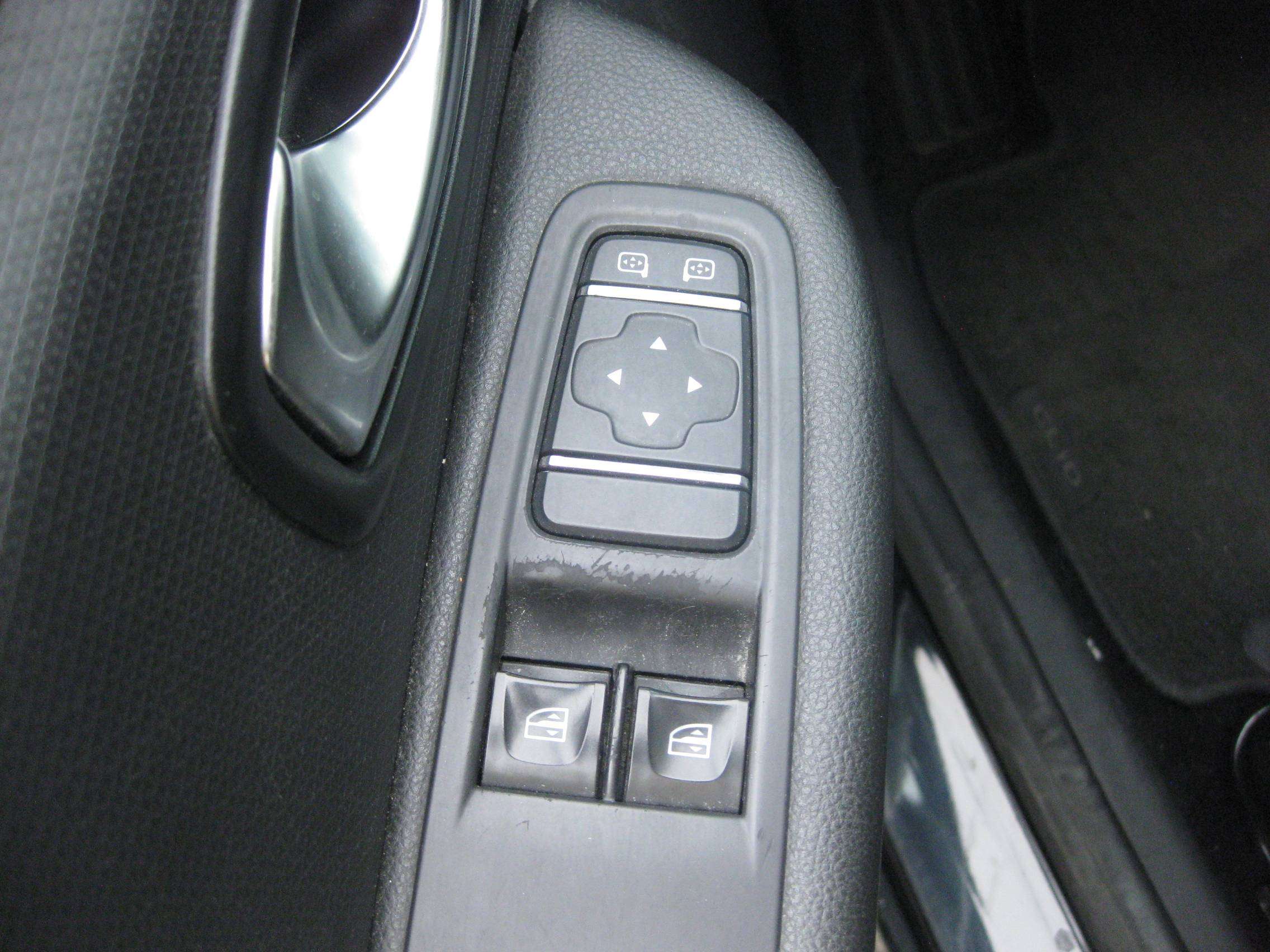 Renault Clio 0.9 TCe GPS Clim Feuille rose Garantie Euro 6b