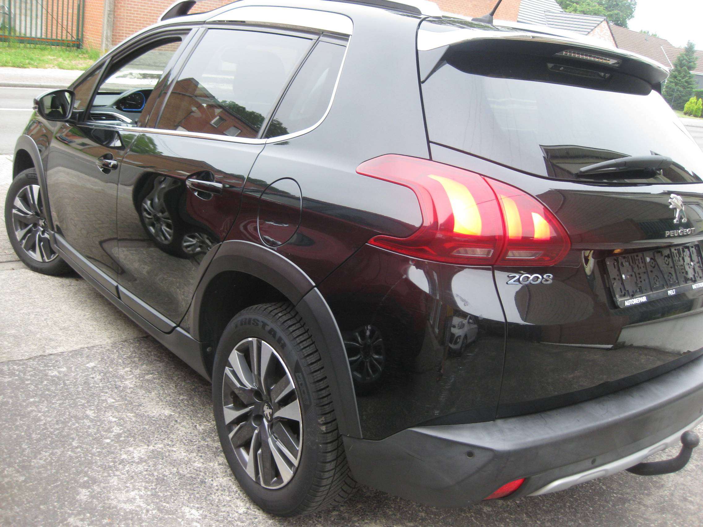 Peugeot 2008 1.6 HDi GPS Clim Toît Panoramique Garantie Euro 6b