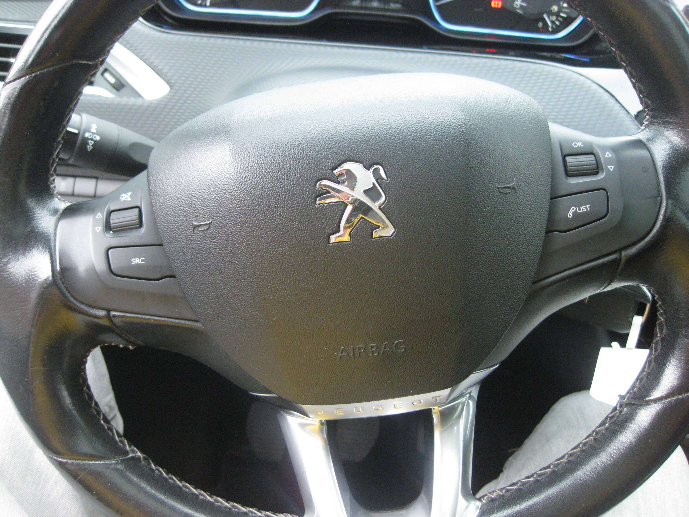 Peugeot 2008 1.6 HDi GPS Clim Toît Panoramique Garantie Euro 6b