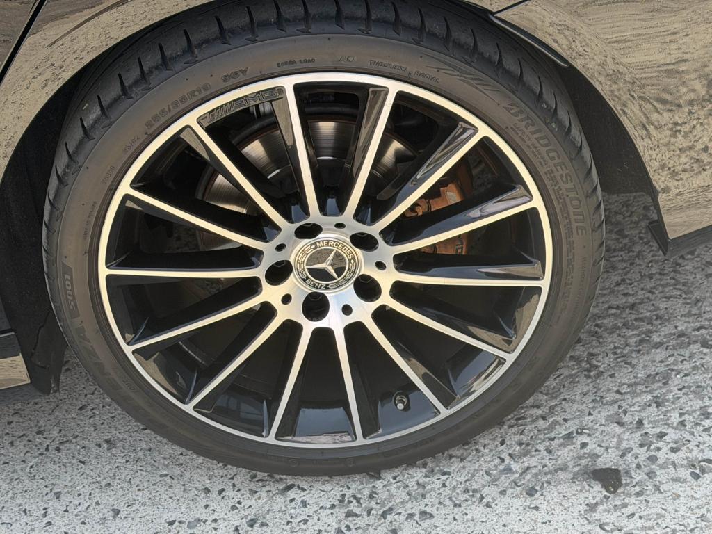 Mercedes-Benz Classe C 200 d - BVA 9G-Tronic BERLINE BM 205 AMG Line PHASE 2