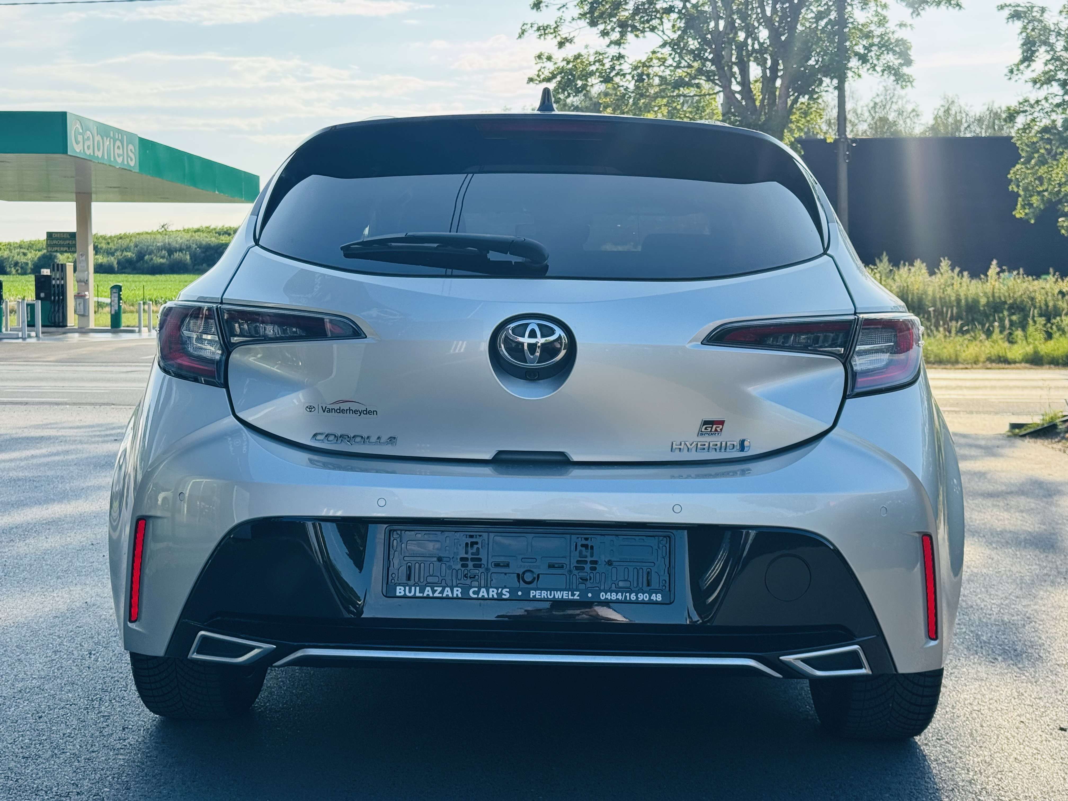 Toyota Corolla Corolla Hybrid 1.8 GR Sport  e-CVT*LED*NAVI*KEYLESS*GARANTIE TOYOTA