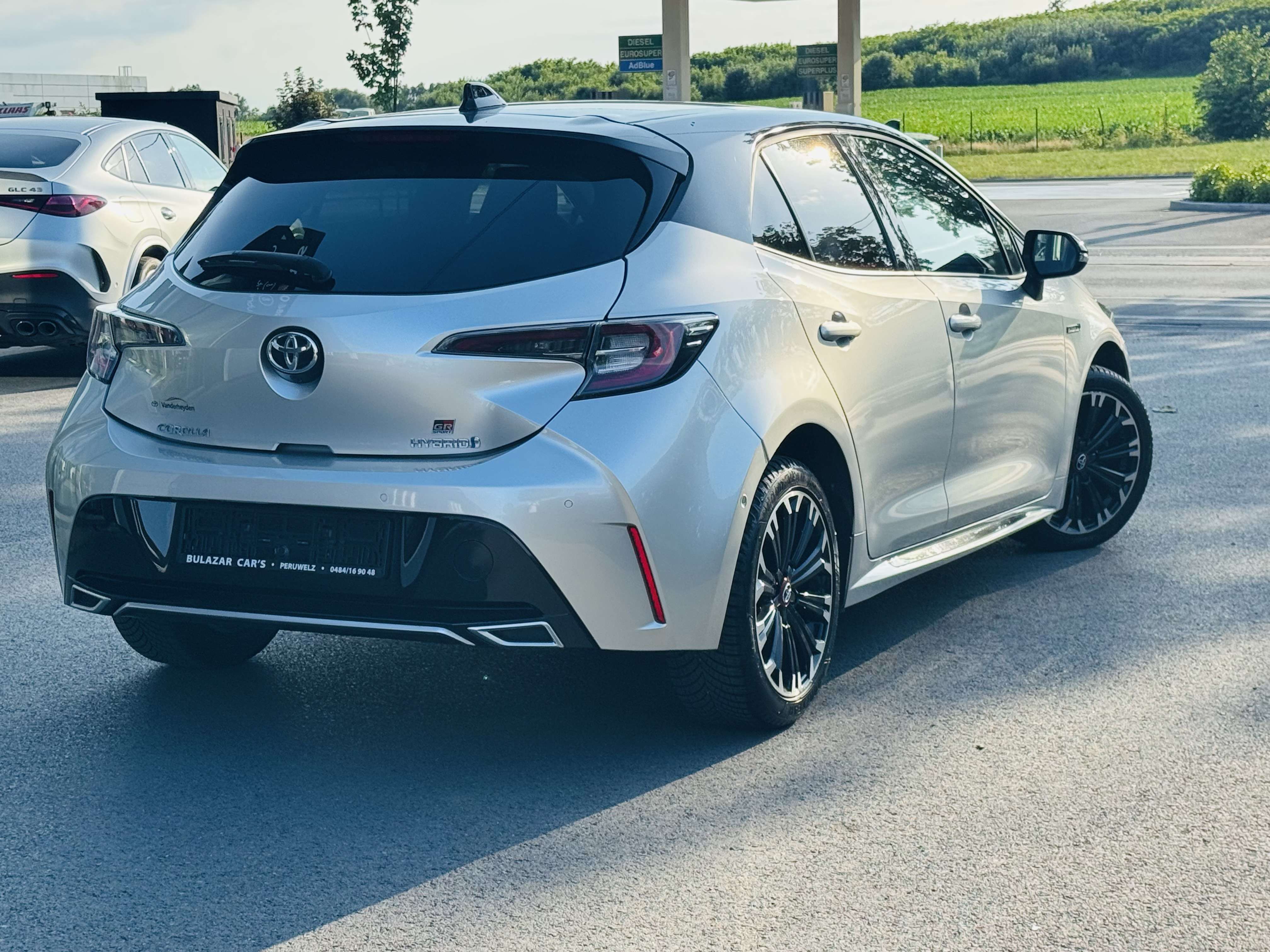 Toyota Corolla Corolla Hybrid 1.8 GR Sport  e-CVT*LED*NAVI*KEYLESS*GARANTIE TOYOTA