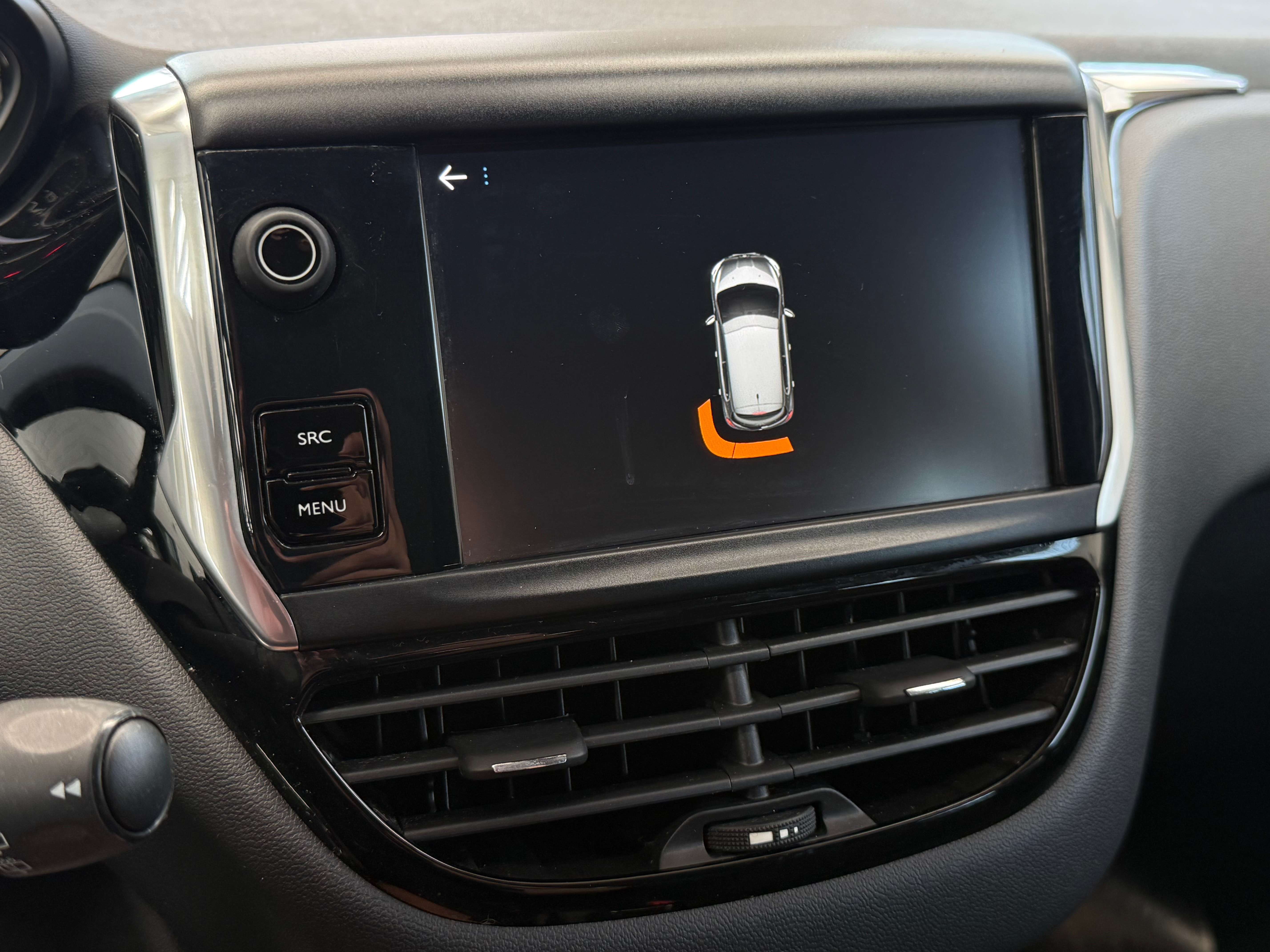 Peugeot 208 208 1.2i Signature /CarPlay/Navi/Led/Garantie/