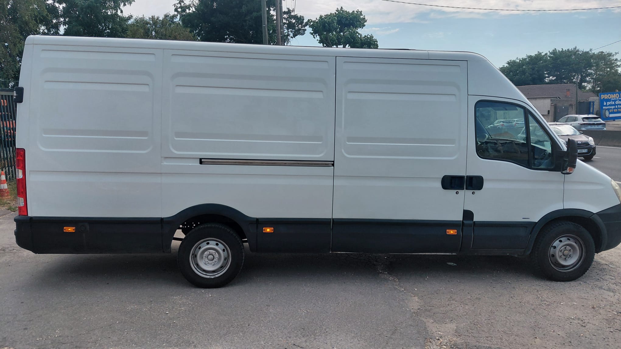 Iveco Daily V 2.3 35 C11 3450 7PL