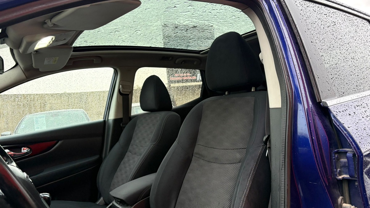 Nissan Qashqai 1.6L DCI 131 CHV - ENTIÈREMENT RÉVISÉE & GARANTIE 12 MOIS EN EUROPE