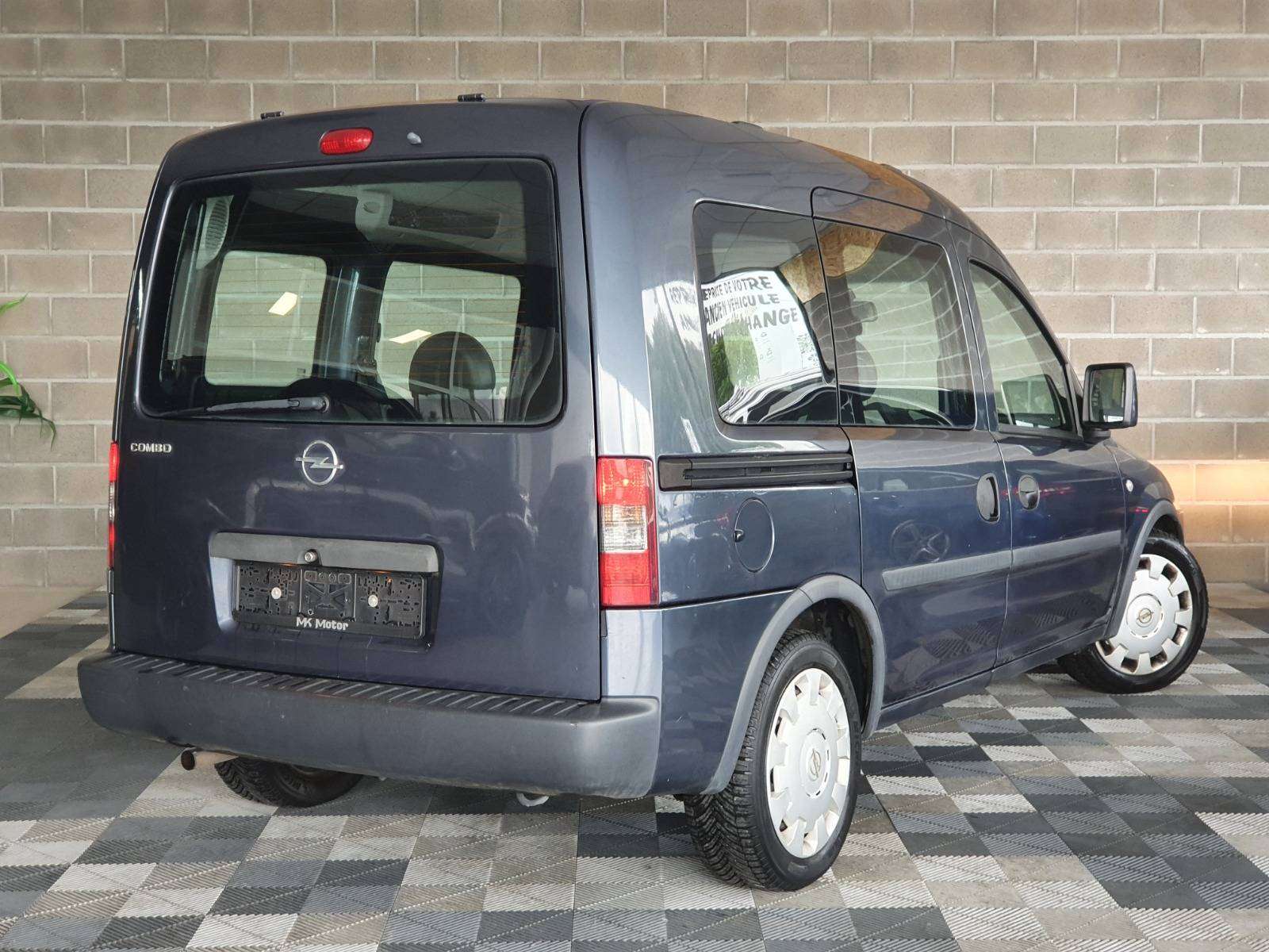 Opel Combo 🟢1.4 ESSENCE 90CV - 1ER MAIN - CARNET D'ENTRETIEN - CLIM