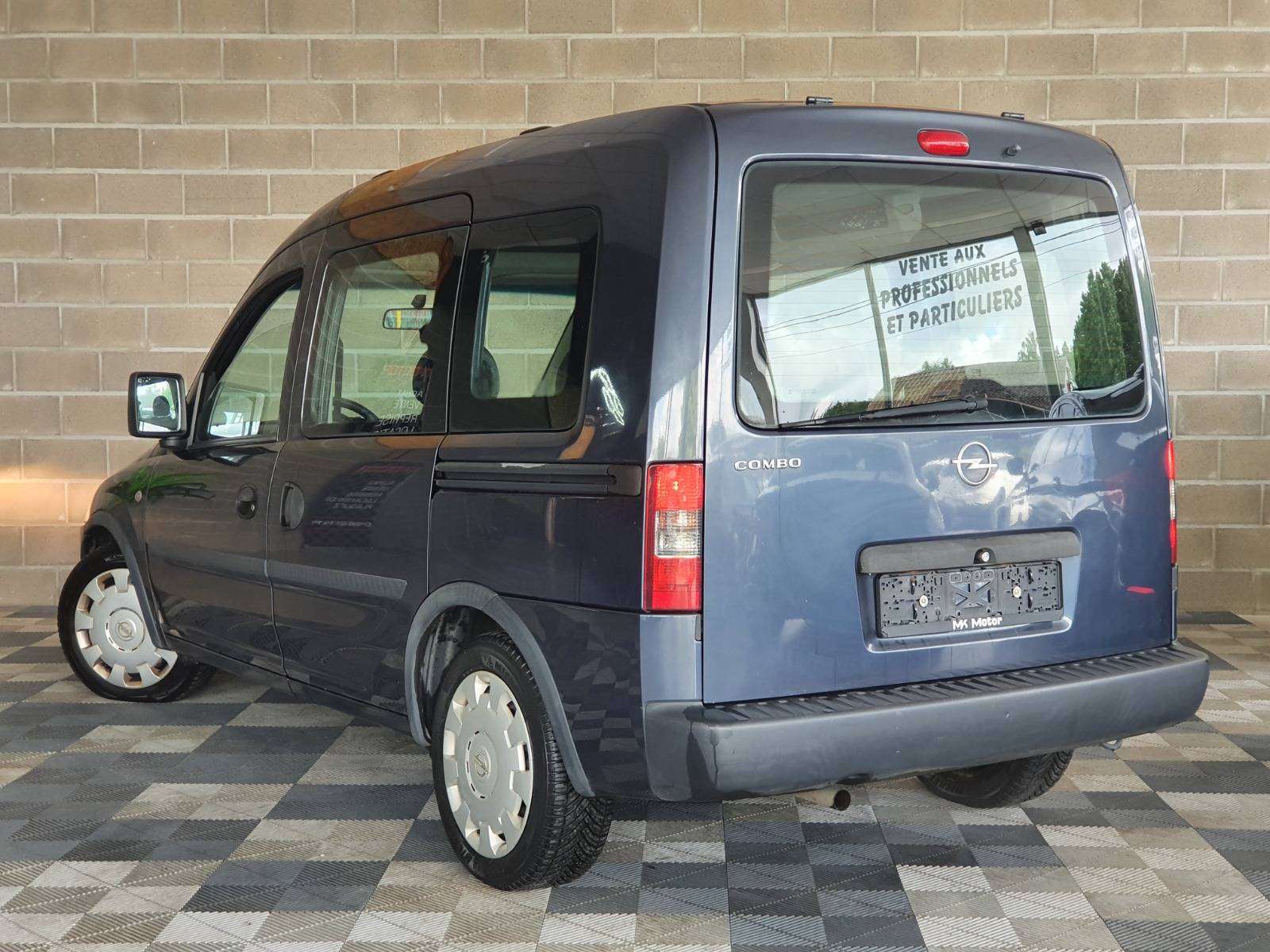 Opel Combo 🟢1.4 ESSENCE 90CV - 1ER MAIN - CARNET D'ENTRETIEN - CLIM