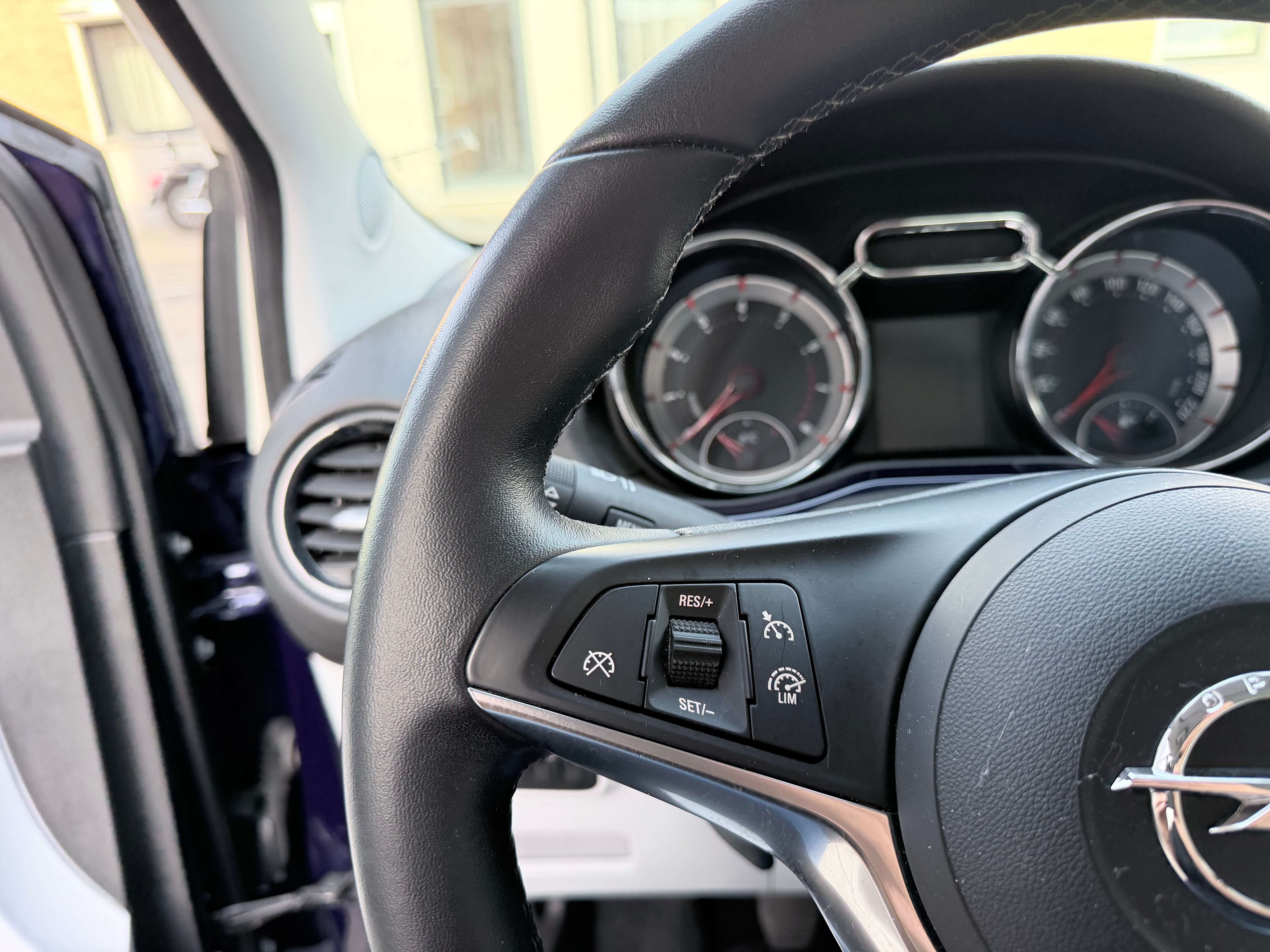 Opel Adam 1.2 I EDITION JAM  | AIRCO | CRUISE CONTROL | LEDER