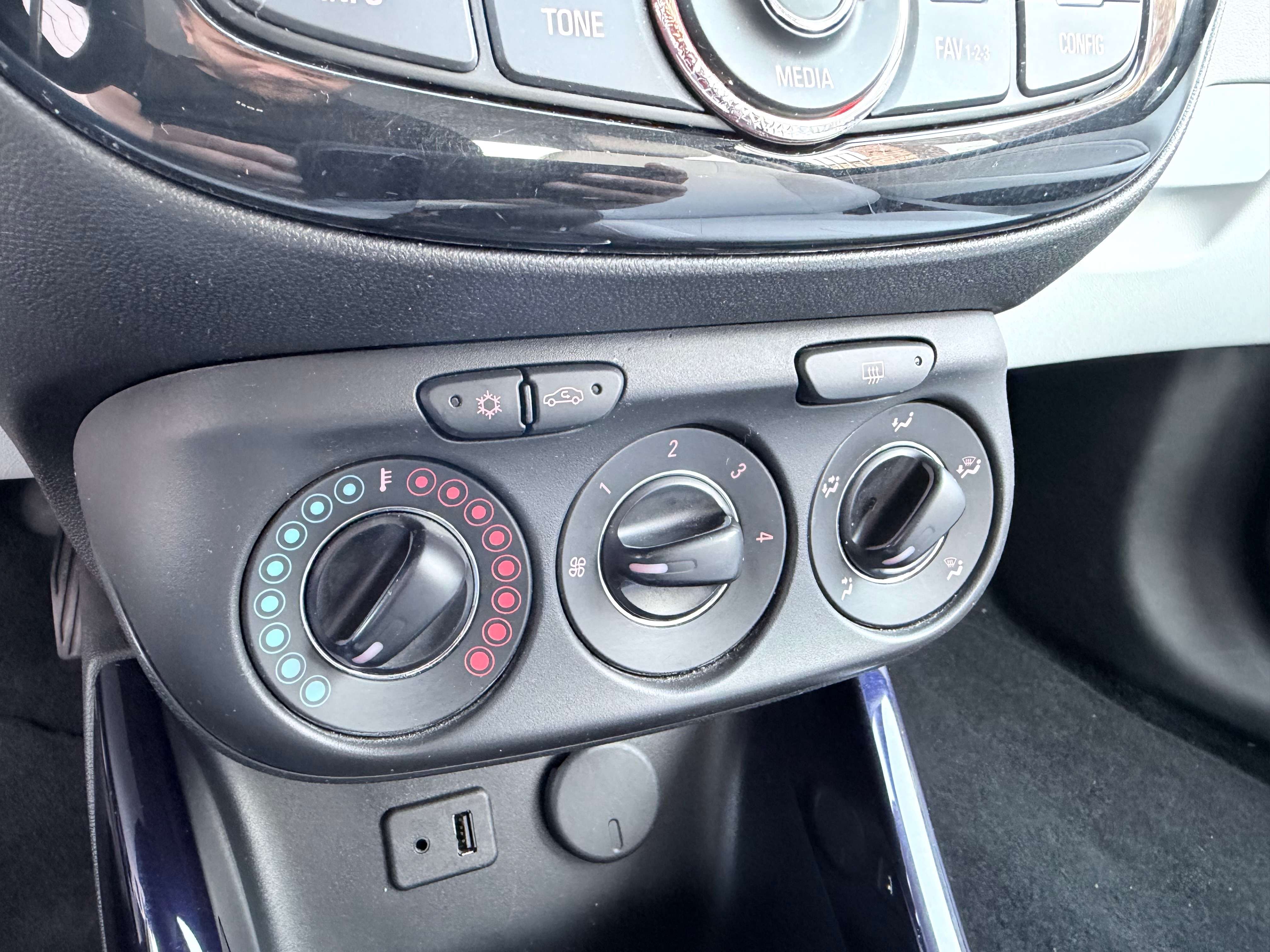 Opel Adam 1.2 I EDITION JAM  | AIRCO | CRUISE CONTROL | LEDER