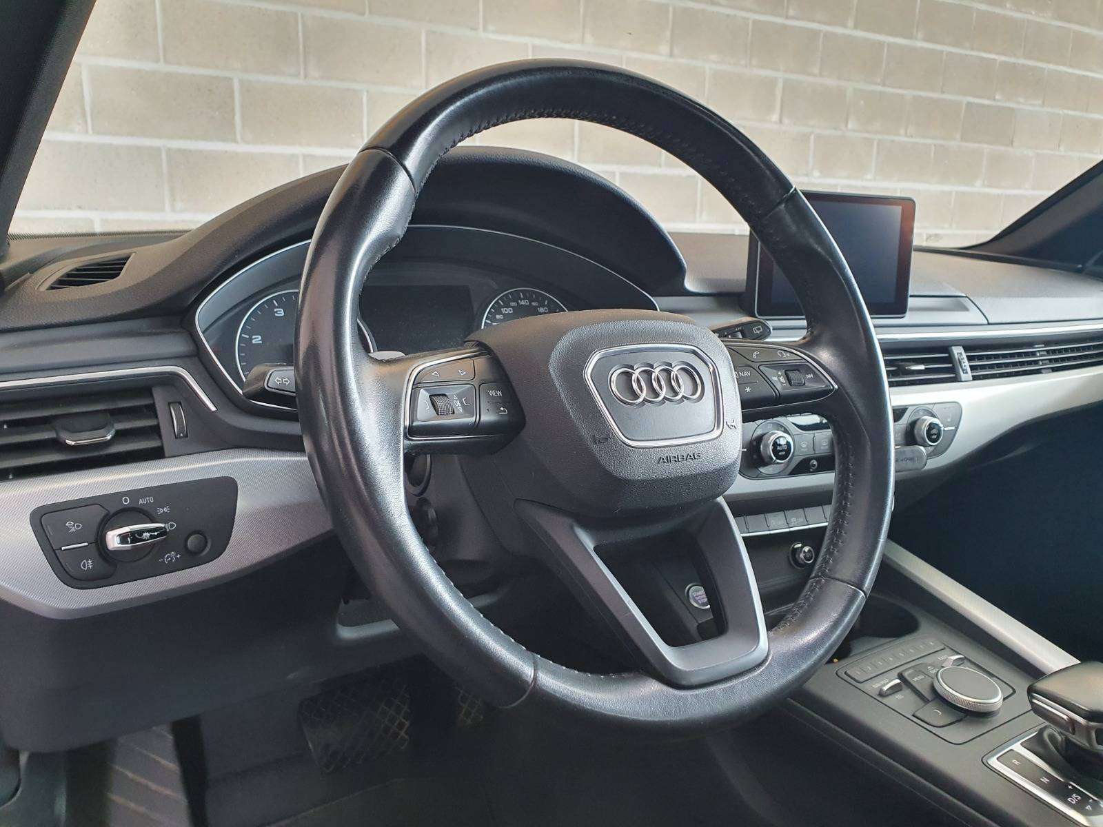 Audi A4 🟢2.0 TDi 150CV / S-LINE / S-TRONIC