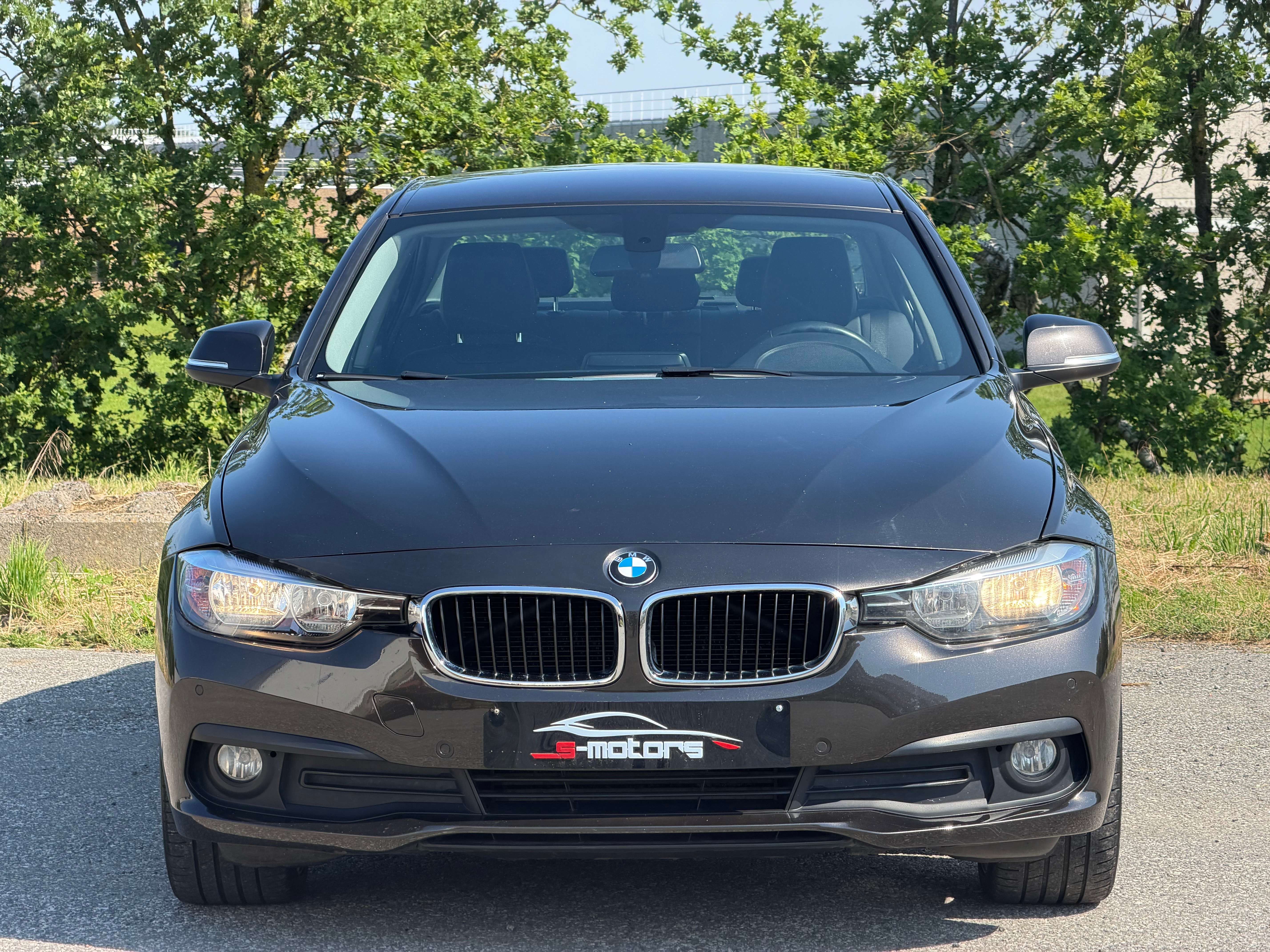 BMW 316 • AUTOMATIQUE • TRÈS PROPRE • ROULE PARFAITEMENT