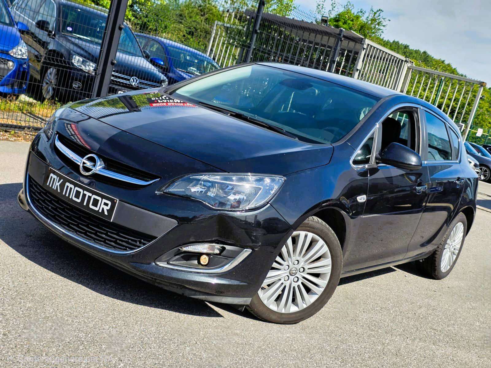 Opel Astra 🟢1.6 ESSENCE 115CV - GPS - CLIMATISATION - 1ER PROPRIETAIRE