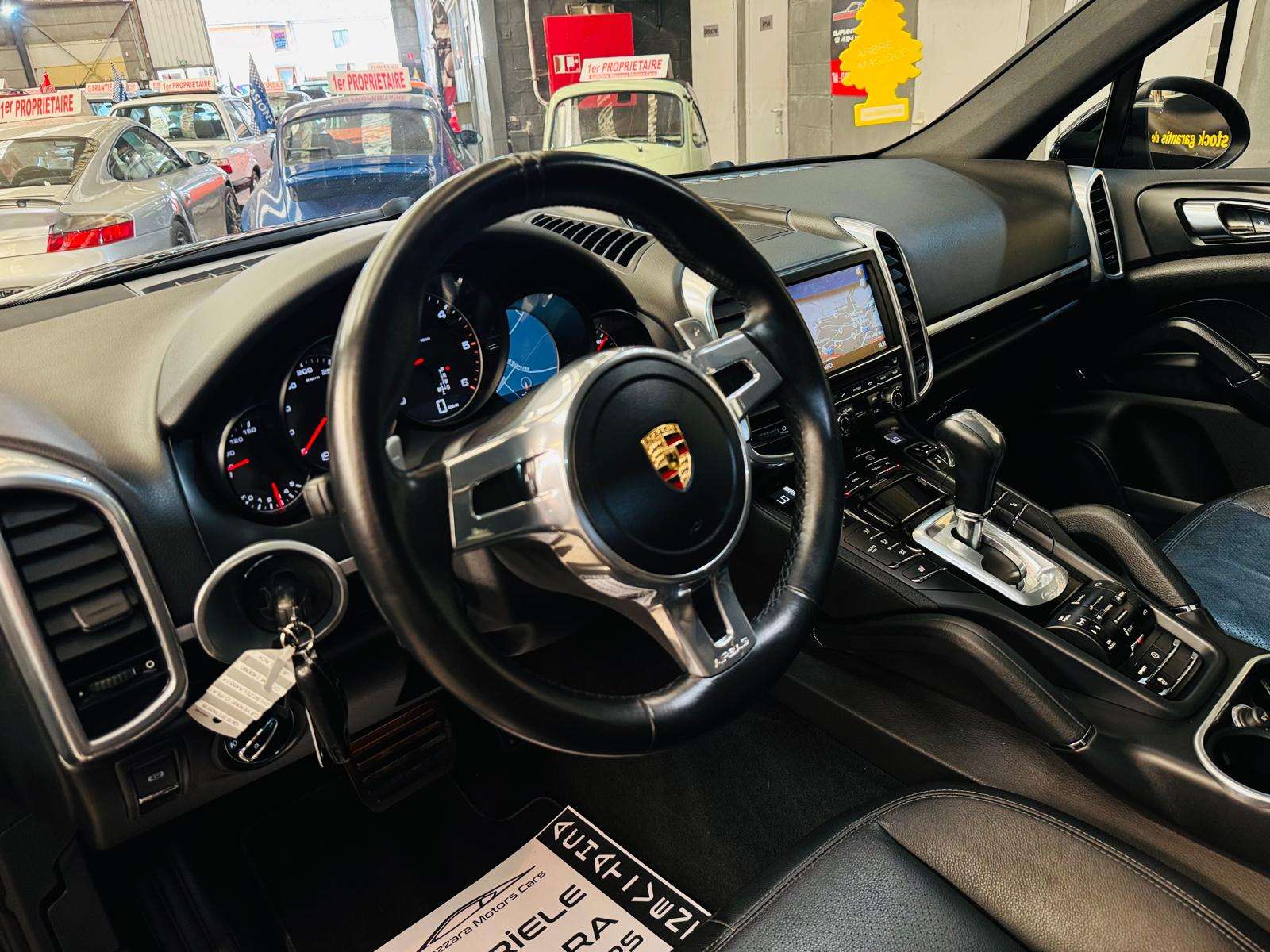 Porsche Cayenne Cayenne 3.0 D V6 Platinum EditionTiptronic S Cuir GPS Caméra Xénons Pano J.A TVA/BTW Incl