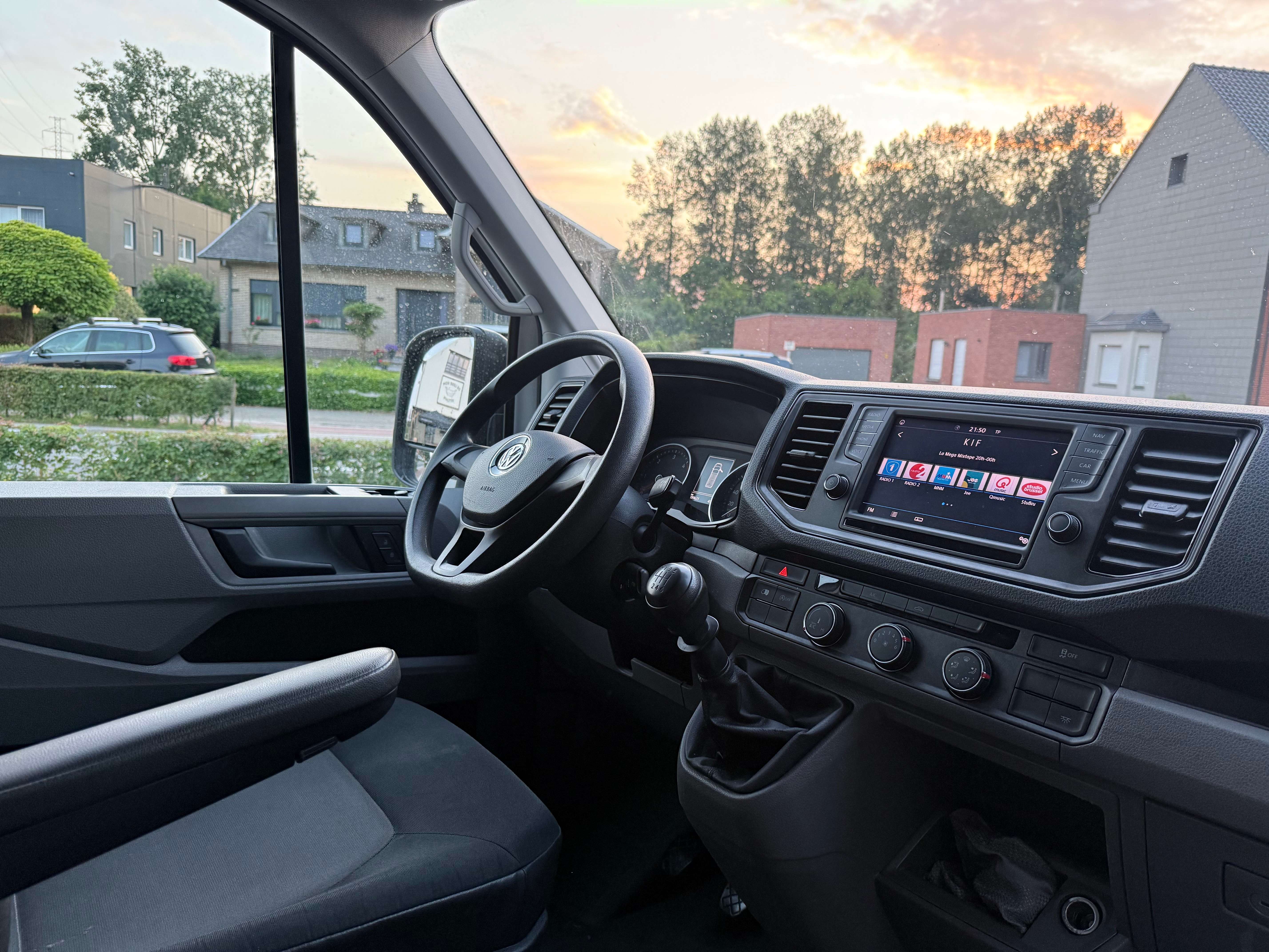 Volkswagen Crafter 2.0 CR TDi L3H2 (EU6d) * CAMERA * GPS * 1ste OWNER