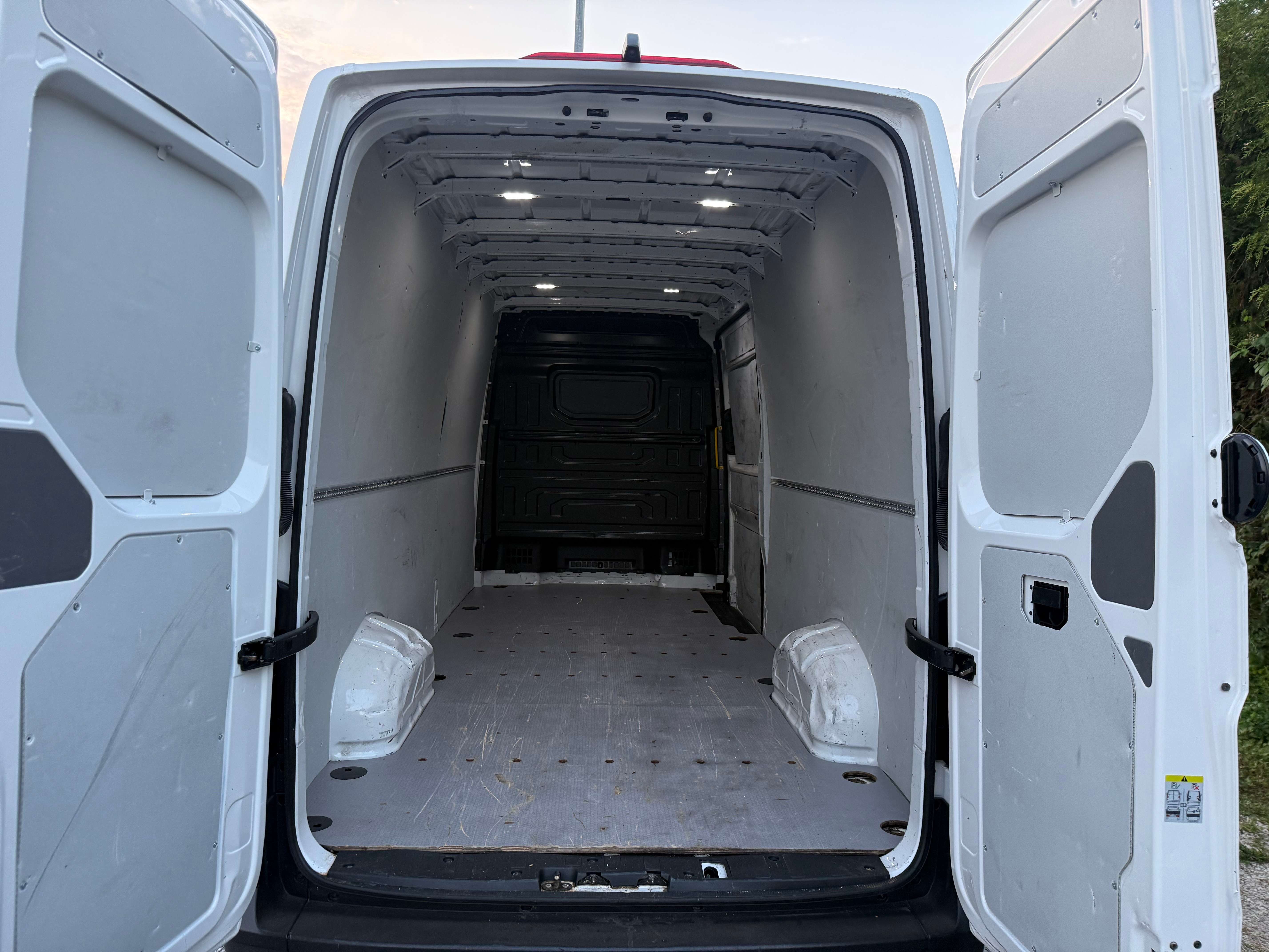 Volkswagen Crafter 2.0 CR TDi L3H2 (EU6d) * CAMERA * GPS * 1ste OWNER