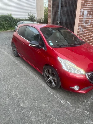 Peugeot 208 1.6 THP 200 GTI 3P