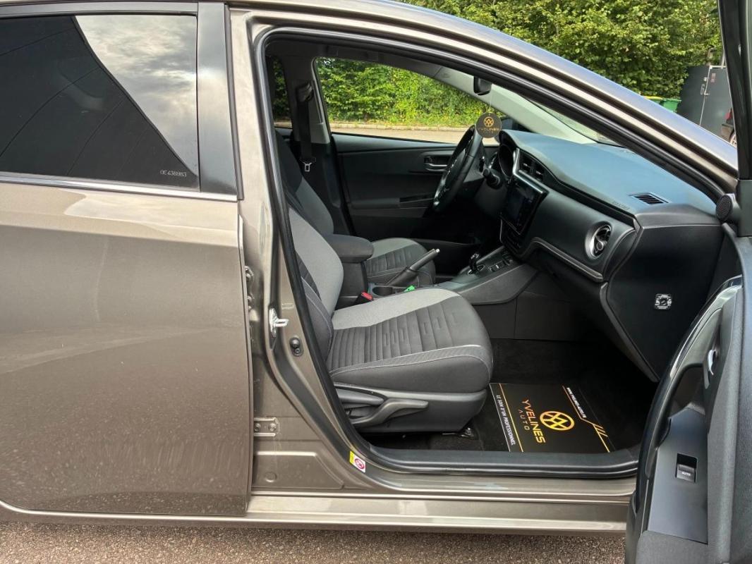 Toyota Auris 1.8 HSD 136H 100 HYBRID DESIGN BUSINESS |1ERE MAIN | CARPLAY CAMERA DE RECUL| REF01