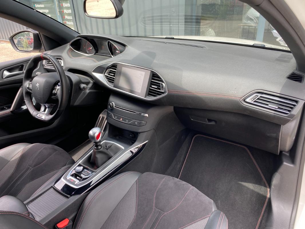 Peugeot 308 PureTech 263ch SS BVM6 GTi by PEUGEOT SPORT - SUIVI DENON CARPLAY SIÈGES CHAUFFANTS