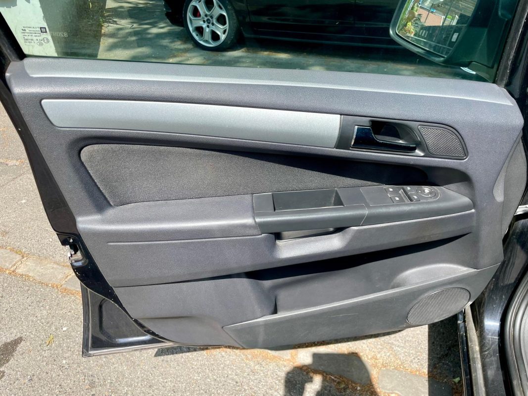 Opel Zafira 1.7 CDTI 110 MAGNETIC 7 Places