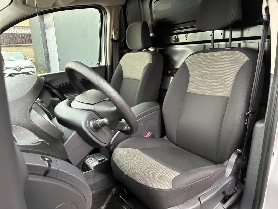 Renault Kangoo Express FOURGON 1.5 DCI 90 GRAND CONFORT | SUIVI COMPLET FAIBLE KM FF340