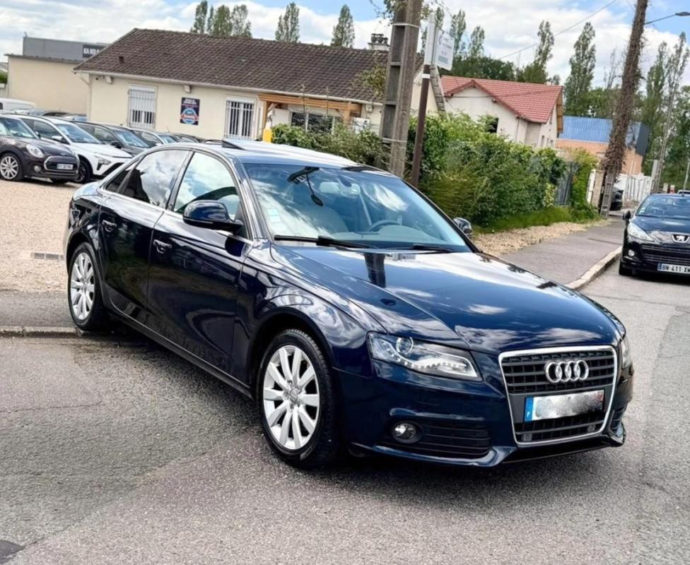 Audi A4 2.0 TFSI 211 AMBITION LUXE BVA TOIT OUVRANT