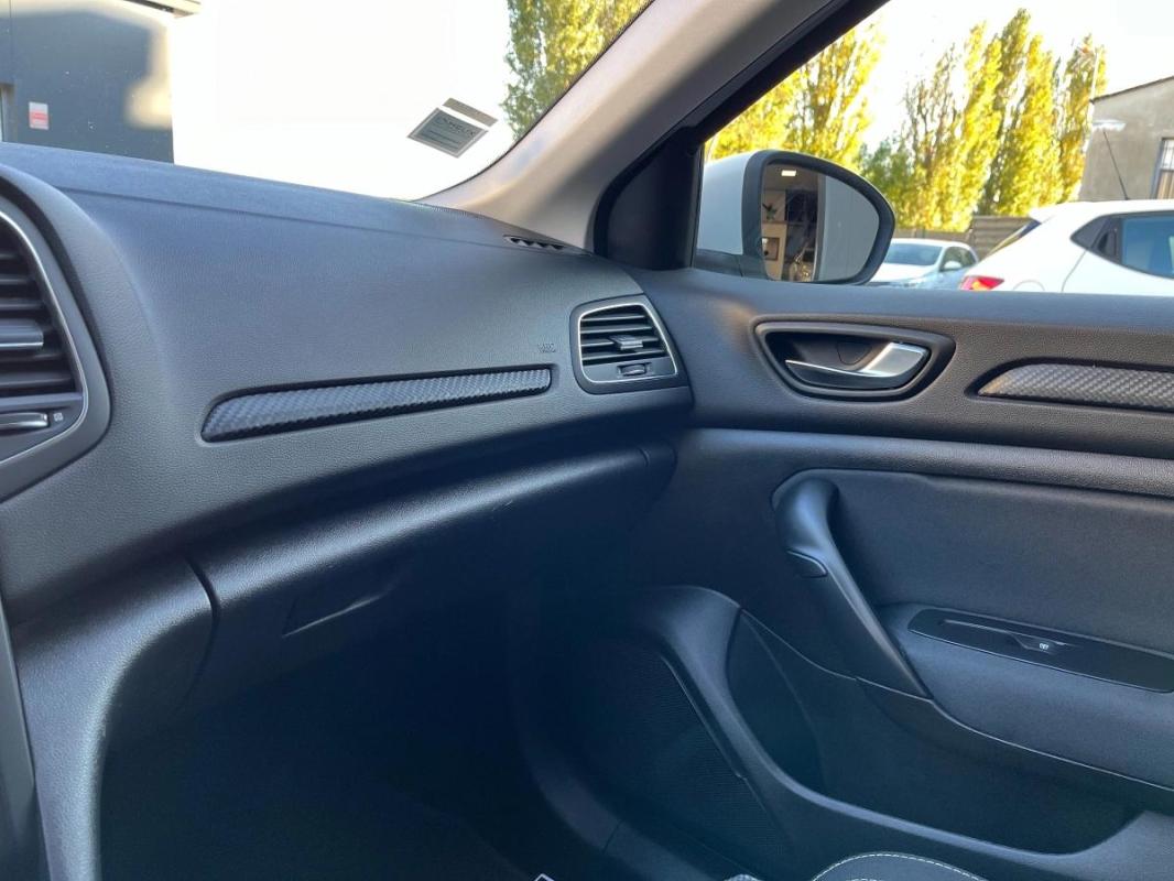 Renault Megane 4 (IV) | BDCI 95 BUSINESS 1ERE MAIN FR SUIVI SOCIETE 2 PLACES GPS REF_FM885