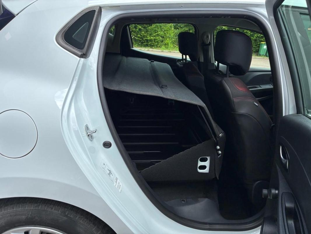 Renault Clio 4 (IV)| DCI 75 BUSINESS | 1ERE MAIN FR SUIVI SOCIETE 2 PLACES DZ639