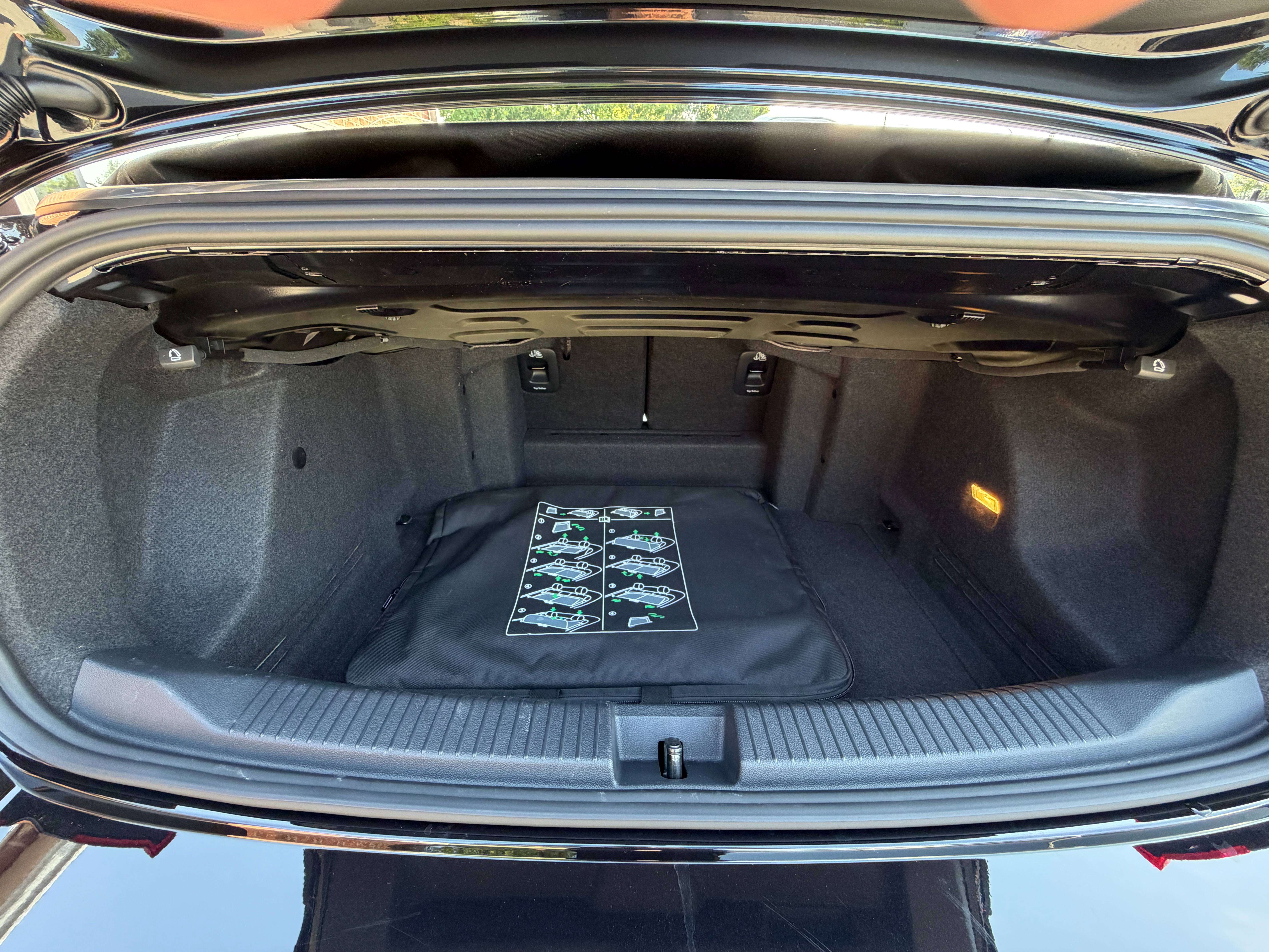 Volkswagen T-Roc Sg chauffants - CarPlay - Caméra - Cuir