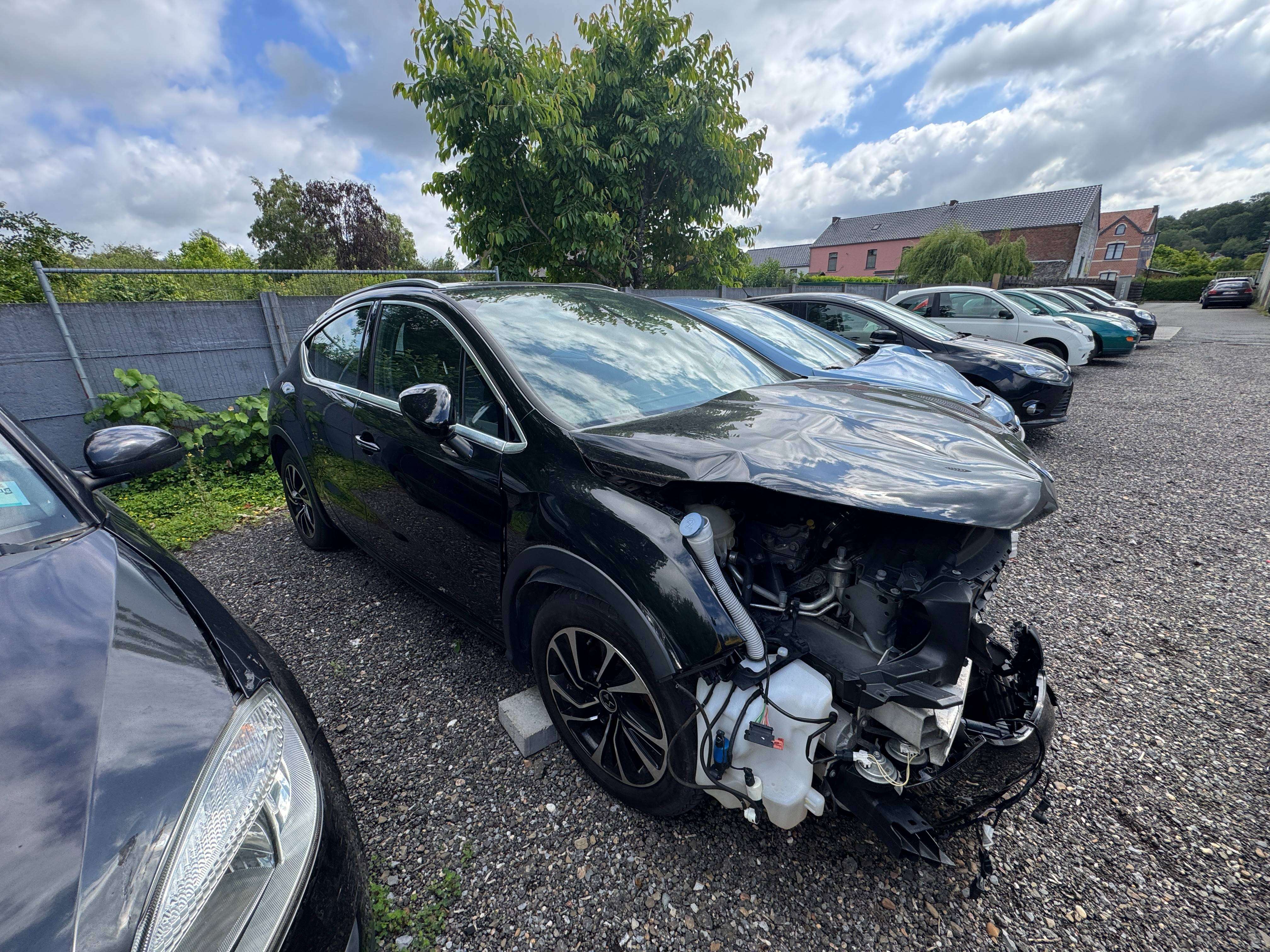 DS Automobiles DS 4 Crossback ** 1.6 THP ** Marchand ou export ** Moteur OK **