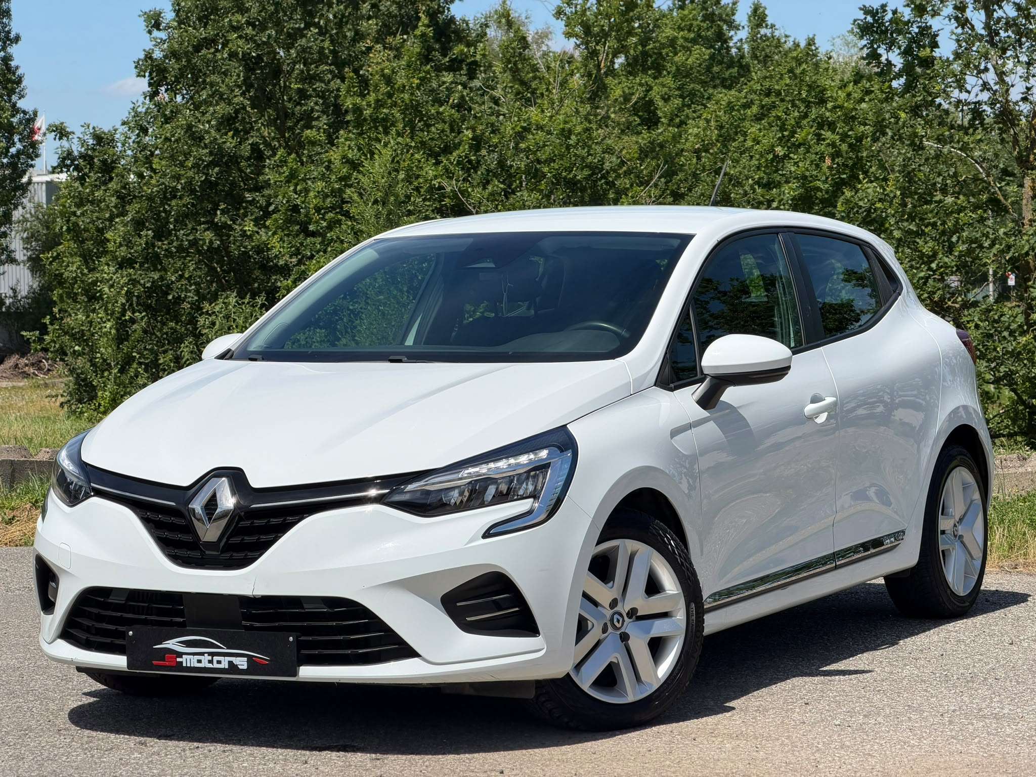 Renault Clio NOUVEAU MOEDELE * GARANTIE 1AN