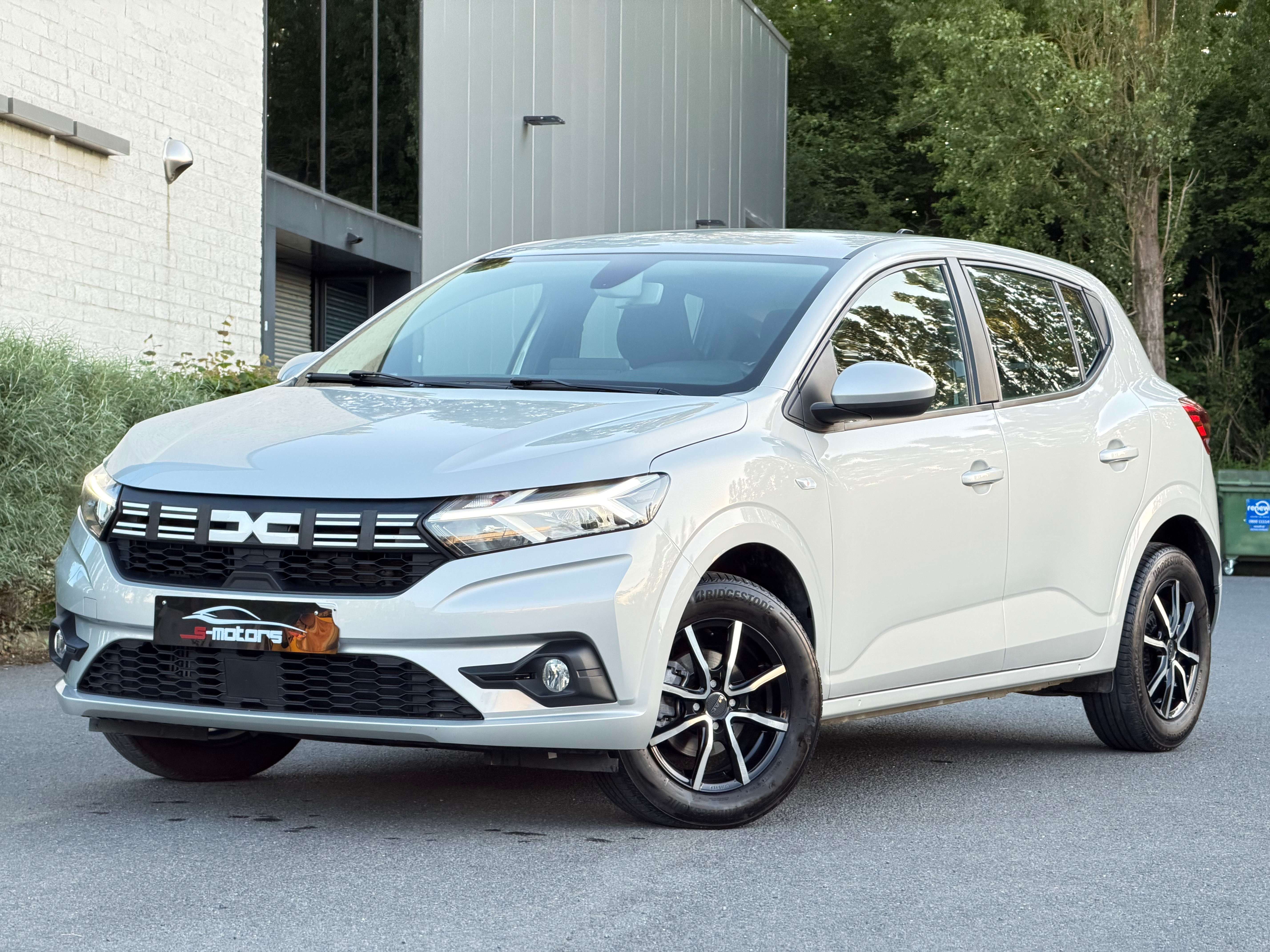 Dacia Sandero • ÉTAT NEUF • AUTOMATIQUE
